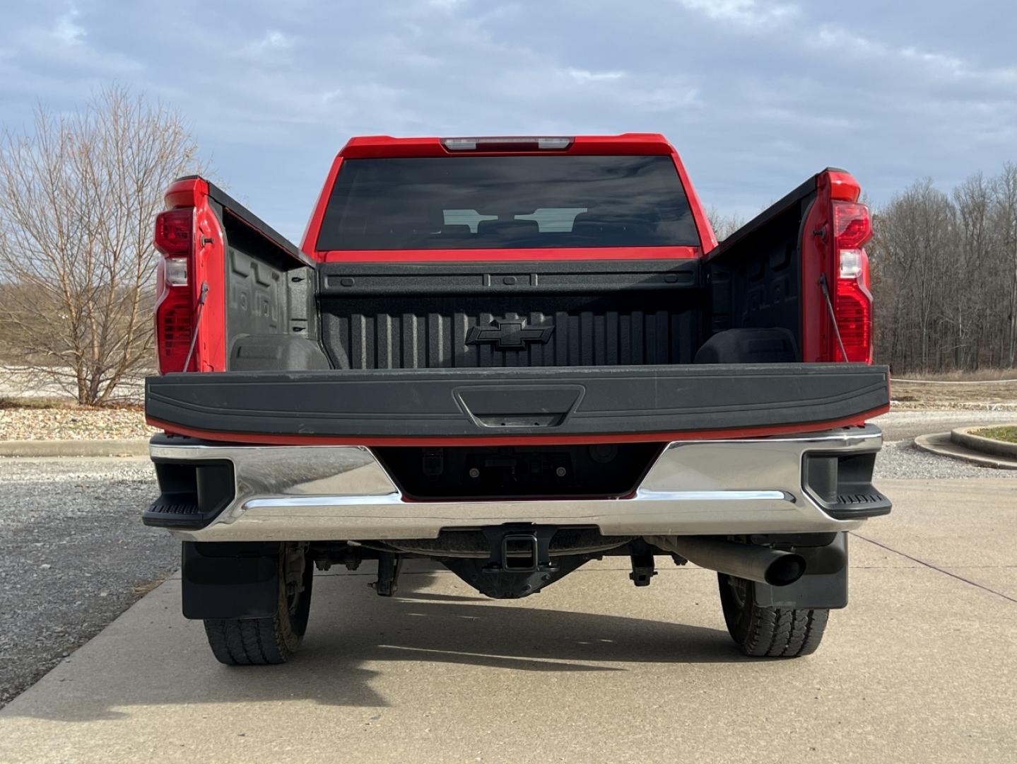 2022 RED /Black Chevrolet Silverado 2500HD LT Double Cab Short Box 4WD (1GC5YNE7XNF) with an 6.6L V8 engine, Automatic transmission, located at 2990 Old Orchard Rd., Jackson, MO, 63755, 37.354214, -89.612106 - 2022 Chevrolet Silverado 2500HD LT 1-Owner 42xxx miles 4x4 6.6L V8 Automatic Backup Camera Power Driver Seat Heated Seats Heated Steering Wheel Bluetooth Remote Start Cruise Power Windows/Locks/Mirrors We have financing available and we accept trades! Fill out a credit application on o - Photo#20