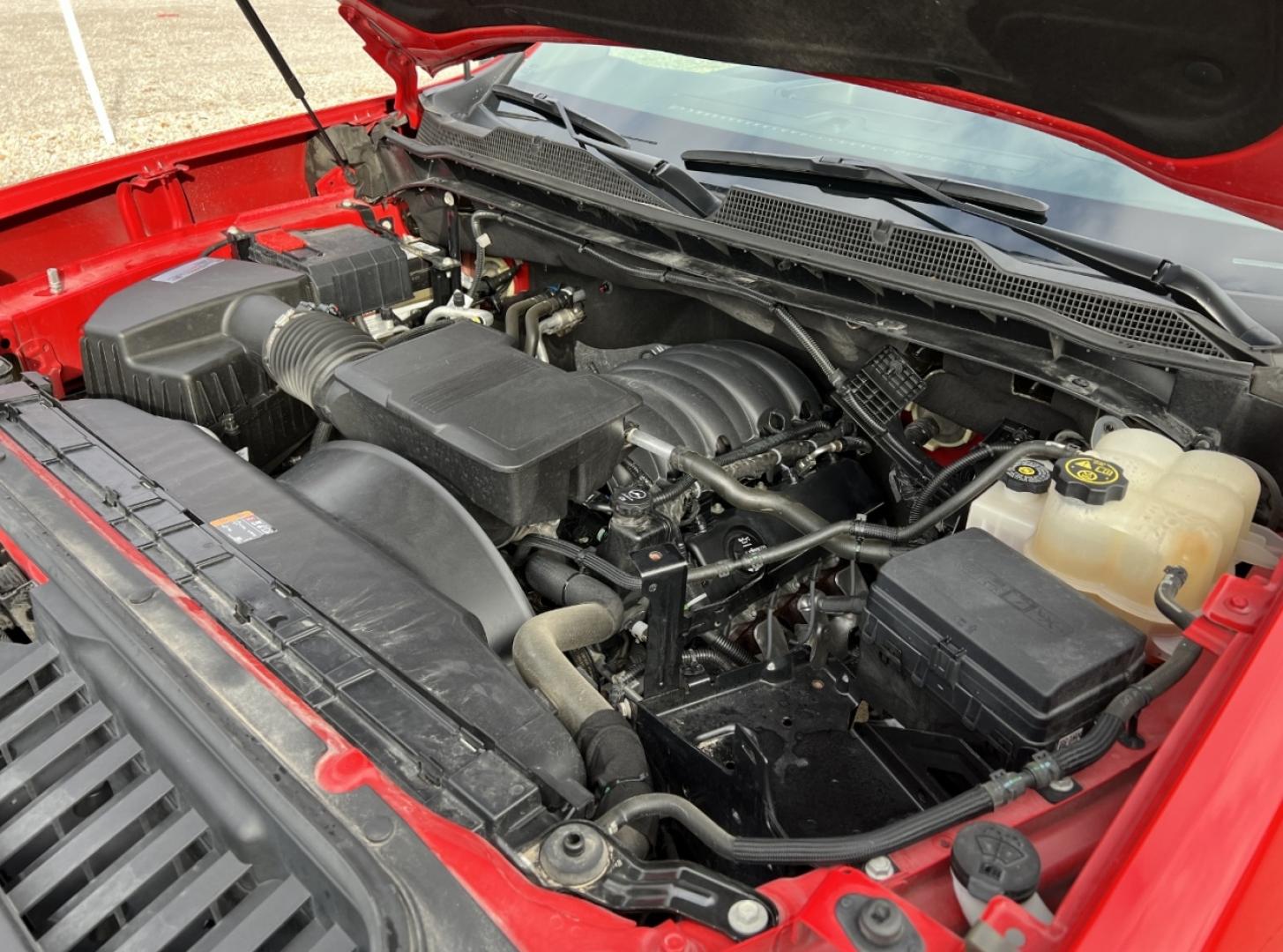 2022 RED /Black Chevrolet Silverado 2500HD LT Double Cab Short Box 4WD (1GC5YNE7XNF) with an 6.6L V8 engine, Automatic transmission, located at 2990 Old Orchard Rd., Jackson, MO, 63755, 37.354214, -89.612106 - 2022 Chevrolet Silverado 2500HD LT 1-Owner 42xxx miles 4x4 6.6L V8 Automatic Backup Camera Power Driver Seat Heated Seats Heated Steering Wheel Bluetooth Remote Start Cruise Power Windows/Locks/Mirrors We have financing available and we accept trades! Fill out a credit application on o - Photo#34