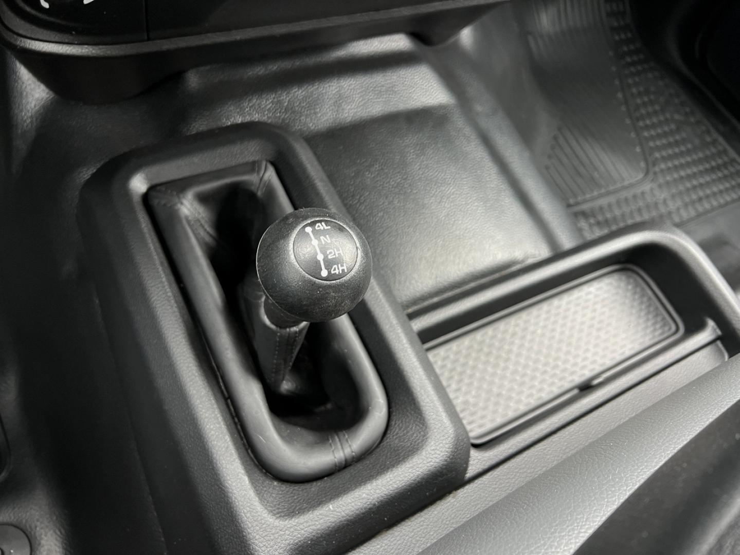 2024 WHITE /Gray RAM 2500 Tradesman Crew Cab SWB 4WD (3C6UR5CJ8RG) with an 6.4L V8 HEMI engine, Automatic transmission, located at 2990 Old Orchard Rd., Jackson, MO, 63755, 37.354214, -89.612106 - 2024 Ram 2500 Tradesman 1-Owner 83xxx miles 4x4 6.4L V8 HEMI Automatic Leather Backup Camera Bluetooth Cruise Power Windows/Locks/Mirrors We have financing available and we accept trades! Fill out a credit application on our website or come by today! If you have any questions, give us a - Photo#2