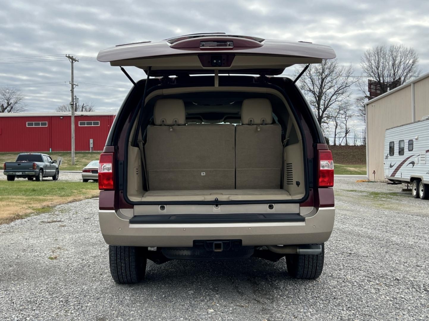2013 BURGUNDY /Tan Ford Expedition XLT 2WD (1FMJU1H58DE) with an 5.4L V8 engine, Automatic transmission, located at 2990 Old Orchard Rd., Jackson, MO, 63755, 37.354214, -89.612106 - 2013 Ford Expedition XLT 125xxx miles Rear Wheel Drive 5.4L V8 Automatic Leather 3rd Row Backup Camera Power/Heated Seats Sunroof Cruise Power Windows/Locks/Mirrors We have financing available and we accept trades! Fill out a credit application on our website or come by today! If you ha - Photo#20