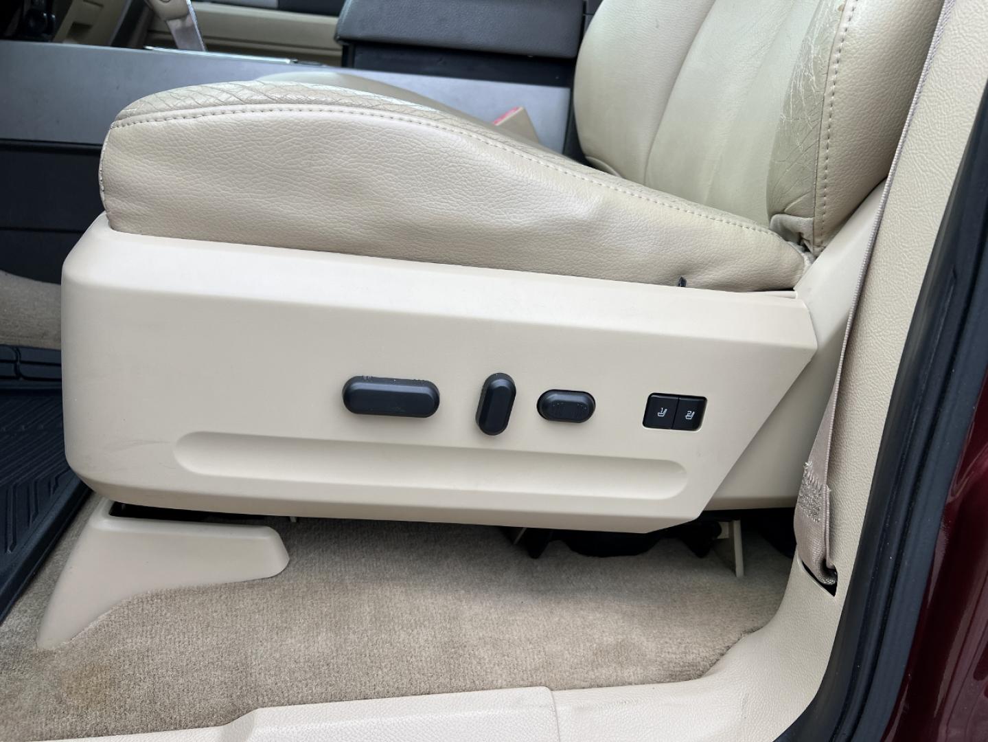 2013 BURGUNDY /Tan Ford Expedition XLT 2WD (1FMJU1H58DE) with an 5.4L V8 engine, Automatic transmission, located at 2990 Old Orchard Rd., Jackson, MO, 63755, 37.354214, -89.612106 - 2013 Ford Expedition XLT 125xxx miles Rear Wheel Drive 5.4L V8 Automatic Leather 3rd Row Backup Camera Power/Heated Seats Sunroof Cruise Power Windows/Locks/Mirrors We have financing available and we accept trades! Fill out a credit application on our website or come by today! If you ha - Photo#5