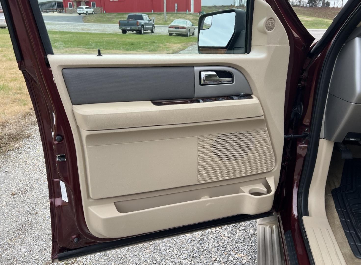 2013 BURGUNDY /Tan Ford Expedition XLT 2WD (1FMJU1H58DE) with an 5.4L V8 engine, Automatic transmission, located at 2990 Old Orchard Rd., Jackson, MO, 63755, 37.354214, -89.612106 - 2013 Ford Expedition XLT 125xxx miles Rear Wheel Drive 5.4L V8 Automatic Leather 3rd Row Backup Camera Power/Heated Seats Sunroof Cruise Power Windows/Locks/Mirrors We have financing available and we accept trades! Fill out a credit application on our website or come by today! If you ha - Photo#13