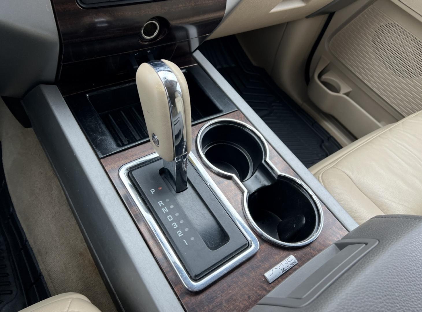 2013 BURGUNDY /Tan Ford Expedition XLT 2WD (1FMJU1H58DE) with an 5.4L V8 engine, Automatic transmission, located at 2990 Old Orchard Rd., Jackson, MO, 63755, 37.354214, -89.612106 - 2013 Ford Expedition XLT 125xxx miles Rear Wheel Drive 5.4L V8 Automatic Leather 3rd Row Backup Camera Power/Heated Seats Sunroof Cruise Power Windows/Locks/Mirrors We have financing available and we accept trades! Fill out a credit application on our website or come by today! If you ha - Photo#26