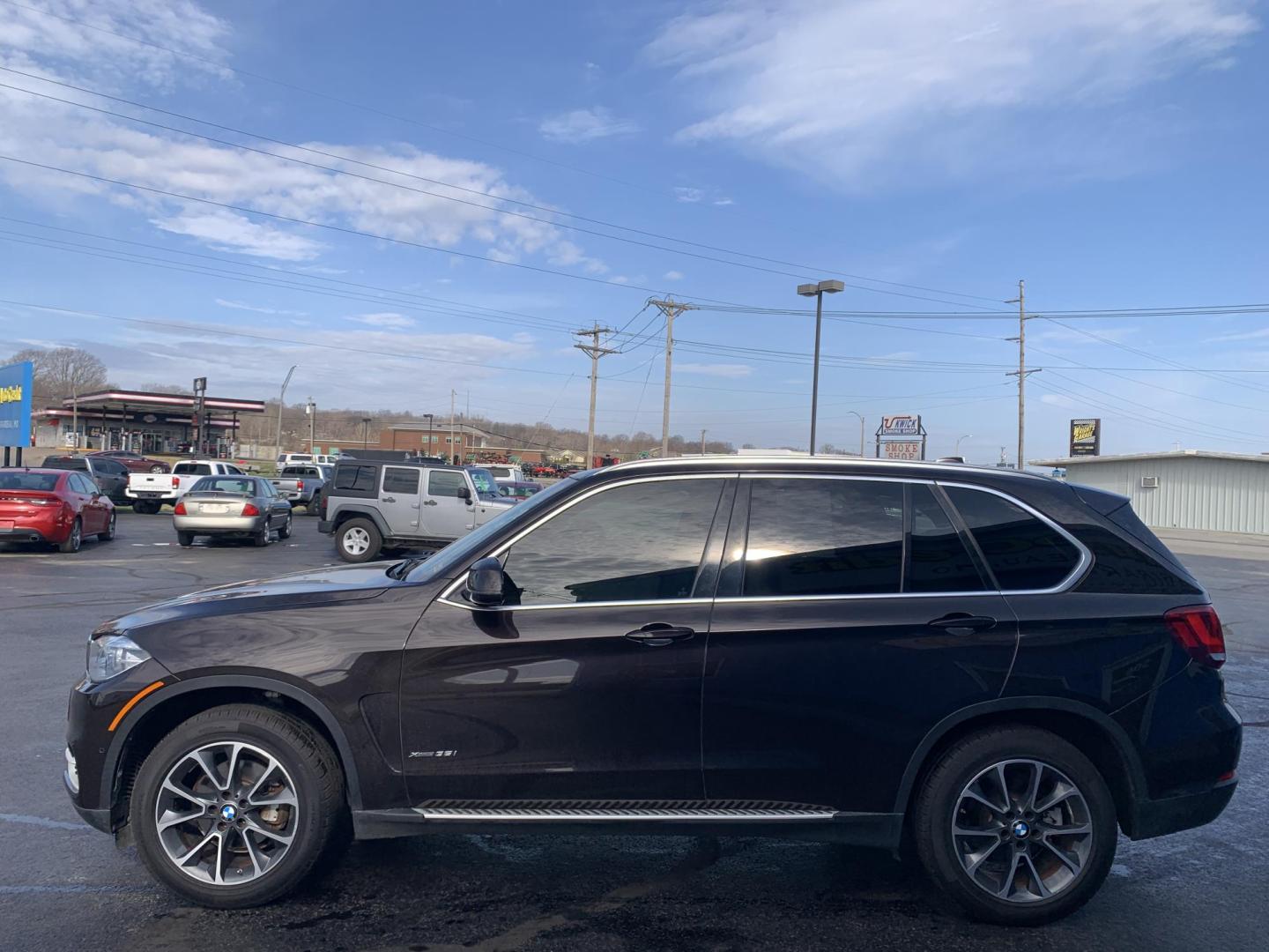 2017 BROWN /Tan BMW X5 xDrive35i (5UXKR0C56H0) with an 3.0L I6 engine, Automatic transmission, located at 506 S. Kingshighway, Cape Girardeau, MO, 63703, (573) 235-5000, 37.294991, -89.553635 - 2017 BMW X5 xDrive35i 170xxx miles All Wheel Drive 3.0L I6 Automatic Leather Navigation Backup Camera Power/Heated Seats Heated Rear Seats Sunroof Bluetooth Cruise Power Windows/Locks/Mirrors We have financing available and we accept trades! Fill out a credit application on our websi - Photo#3
