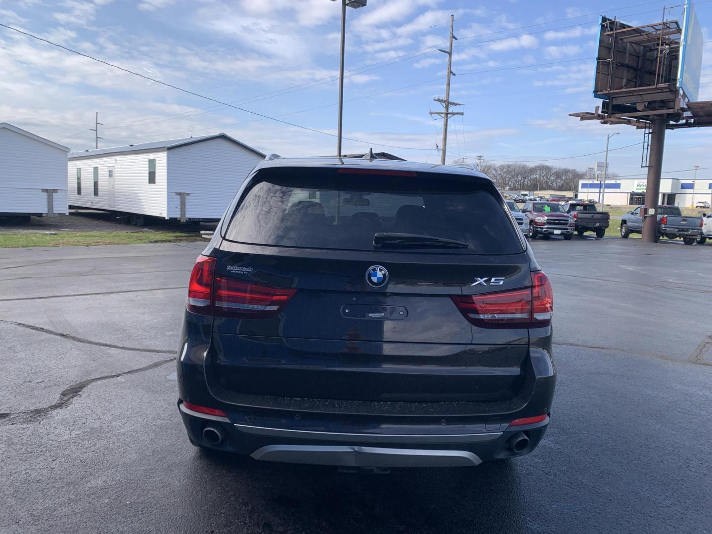 2017 BROWN /Tan BMW X5 xDrive35i (5UXKR0C56H0) with an 3.0L I6 engine, Automatic transmission, located at 506 S. Kingshighway, Cape Girardeau, MO, 63703, (573) 235-5000, 37.294991, -89.553635 - 2017 BMW X5 xDrive35i 170xxx miles All Wheel Drive 3.0L I6 Automatic Leather Navigation Backup Camera Power/Heated Seats Heated Rear Seats Sunroof Bluetooth Cruise Power Windows/Locks/Mirrors We have financing available and we accept trades! Fill out a credit application on our websi - Photo#5