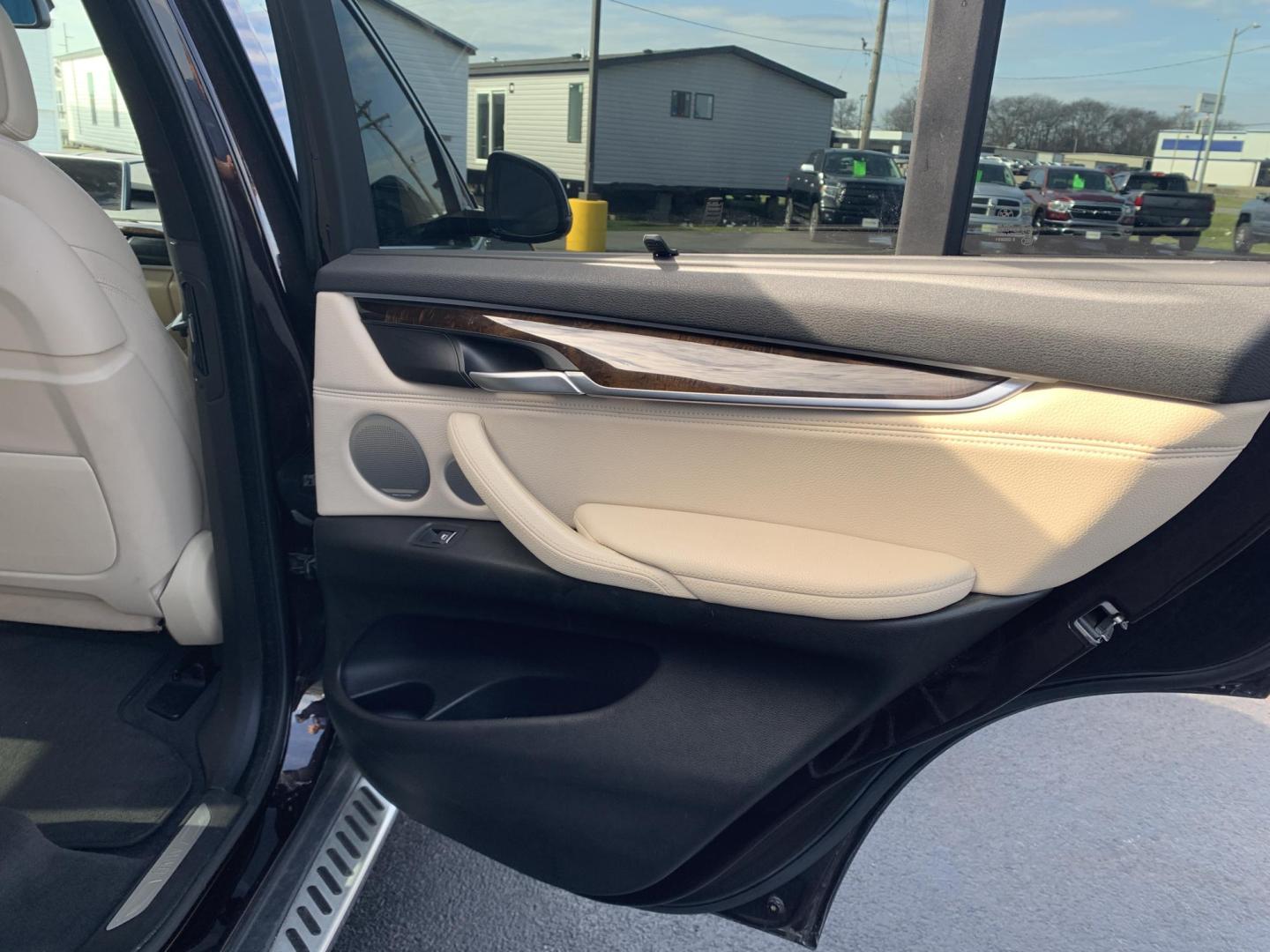 2017 BROWN /Tan BMW X5 xDrive35i (5UXKR0C56H0) with an 3.0L I6 engine, Automatic transmission, located at 506 S. Kingshighway, Cape Girardeau, MO, 63703, (573) 235-5000, 37.294991, -89.553635 - 2017 BMW X5 xDrive35i 170xxx miles All Wheel Drive 3.0L I6 Automatic Leather Navigation Backup Camera Power/Heated Seats Heated Rear Seats Sunroof Bluetooth Cruise Power Windows/Locks/Mirrors We have financing available and we accept trades! Fill out a credit application on our websi - Photo#12