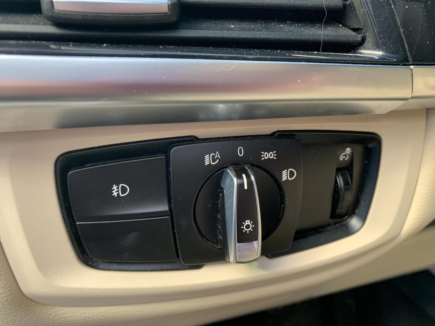 2017 BROWN /Tan BMW X5 xDrive35i (5UXKR0C56H0) with an 3.0L I6 engine, Automatic transmission, located at 506 S. Kingshighway, Cape Girardeau, MO, 63703, (573) 235-5000, 37.294991, -89.553635 - 2017 BMW X5 xDrive35i 170xxx miles All Wheel Drive 3.0L I6 Automatic Leather Navigation Backup Camera Power/Heated Seats Heated Rear Seats Sunroof Bluetooth Cruise Power Windows/Locks/Mirrors We have financing available and we accept trades! Fill out a credit application on our websi - Photo#20