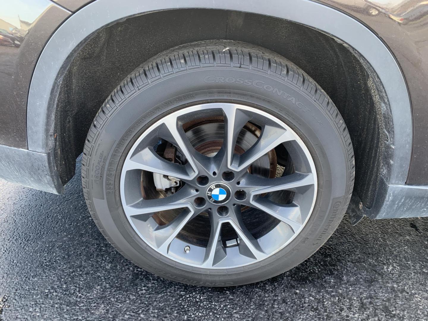 2017 BROWN /Tan BMW X5 xDrive35i (5UXKR0C56H0) with an 3.0L I6 engine, Automatic transmission, located at 506 S. Kingshighway, Cape Girardeau, MO, 63703, (573) 235-5000, 37.294991, -89.553635 - 2017 BMW X5 xDrive35i 170xxx miles All Wheel Drive 3.0L I6 Automatic Leather Navigation Backup Camera Power/Heated Seats Heated Rear Seats Sunroof Bluetooth Cruise Power Windows/Locks/Mirrors We have financing available and we accept trades! Fill out a credit application on our websi - Photo#34