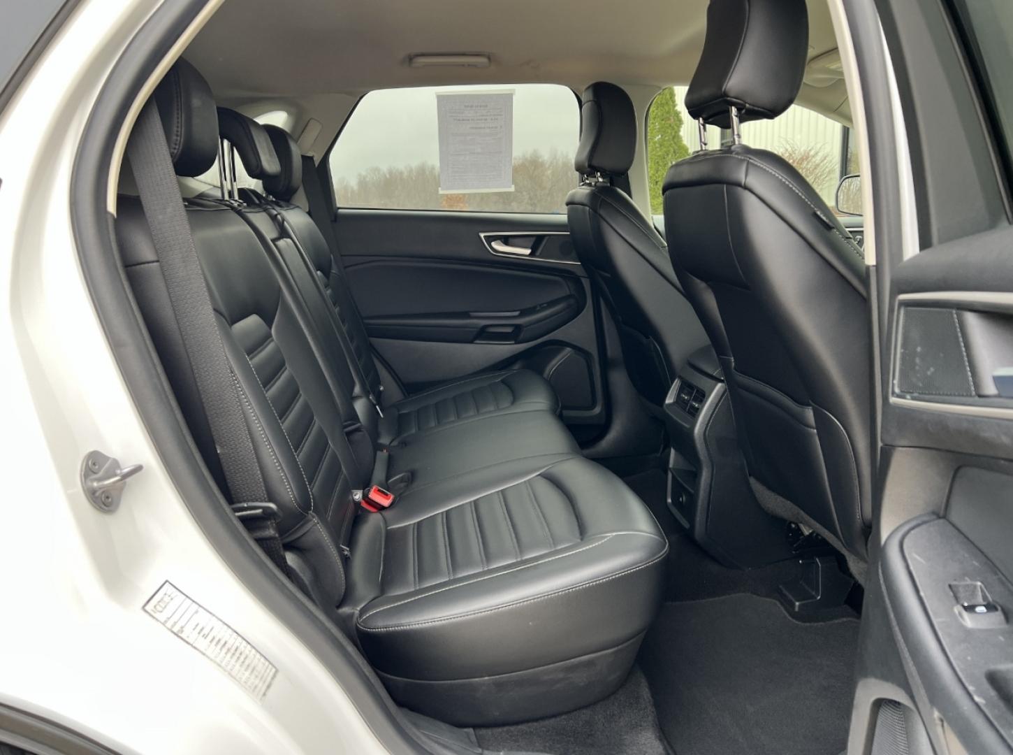 2024 WHITE /Black Ford Edge SEL (2FMPK4J97RB) with an 2.0L 4 Cyl. engine, Automatic transmission, located at 2990 Old Orchard Rd., Jackson, MO, 63755, 37.354214, -89.612106 - 2024 Ford Edge SEL 1-Owner 44xxx miles All Wheel Drive 2.0L 4 Cyl. Automatic Leather Backup Camera Power/Heated Seats Bluetooth Cruise Power Windows/Locks/Mirrors We have financing available and we accept trades! Fill out a credit application on our website or come by today! If you have - Photo#16