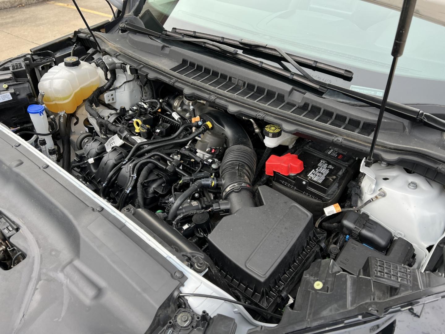 2024 WHITE /Black Ford Edge SEL (2FMPK4J97RB) with an 2.0L 4 Cyl. engine, Automatic transmission, located at 2990 Old Orchard Rd., Jackson, MO, 63755, 37.354214, -89.612106 - 2024 Ford Edge SEL 1-Owner 44xxx miles All Wheel Drive 2.0L 4 Cyl. Automatic Leather Backup Camera Power/Heated Seats Bluetooth Cruise Power Windows/Locks/Mirrors We have financing available and we accept trades! Fill out a credit application on our website or come by today! If you have - Photo#33