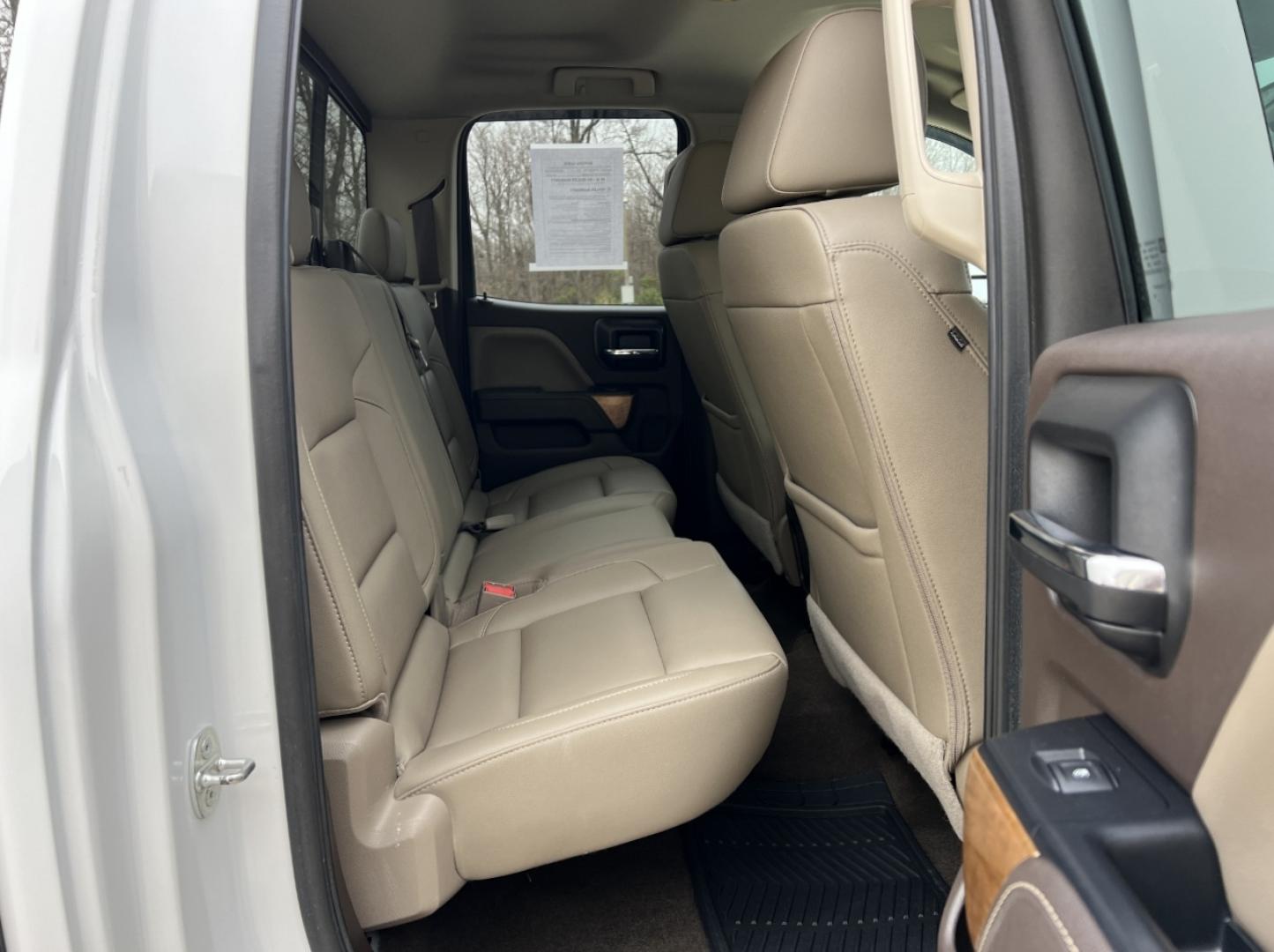 2017 WHITE /Tan Chevrolet Silverado 1500 LTZ Double Cab Short Box 4WD (1GCVKSEJ5HZ) with an 6.2L V8 engine, Automatic transmission, located at 2990 Old Orchard Rd., Jackson, MO, 63755, 37.354214, -89.612106 - 2017 Chevrolet Silverado 1500 LTZ 92xxx miles 4x4 6.2L V8 Automatic Leather Backup Camera Power/Heated Seats Bluetooth Remote Start Cruise Power Windows/Locks/Mirrors We have financing available and we accept trades! Fill out a credit application on our website or come by today! If you - Photo#19