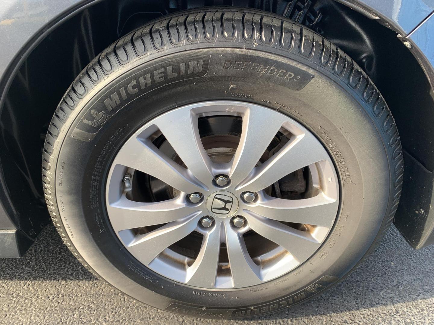 2016 GRAY /GRAY Honda Odyssey EX (5FNRL5H43GB) with an 3.5L V6 SOHC 24V engine, 6A transmission, located at 506 S. Kingshighway, Cape Girardeau, MO, 63703, (573) 235-5000, 37.294991, -89.553635 - One Owner! 2016 Honda Odyssey Air Conditioning Power Windows Power Locks Power Steering Tilt Wheel Keyless Entry Alarm Dual Front Airbags Side Airbags Head Airbags Rear Head Airbags All Wheel ABS We have financing available and we accept trades! Fill out a credit application on our web - Photo#38