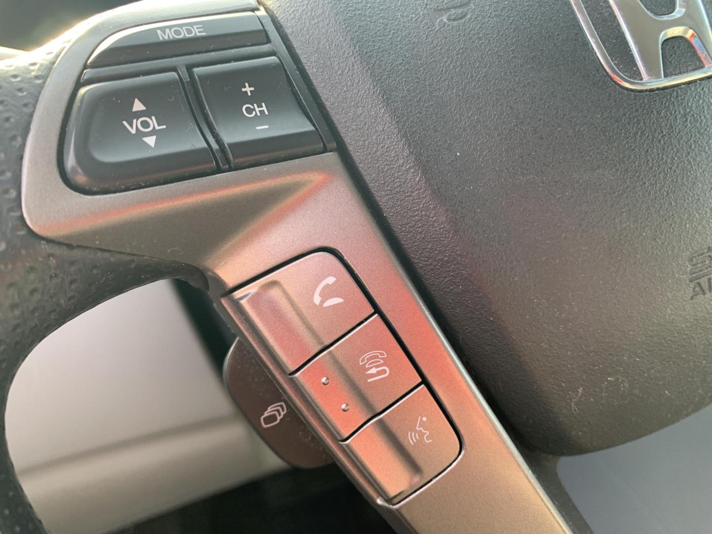 2016 GRAY /GRAY Honda Odyssey EX (5FNRL5H43GB) with an 3.5L V6 SOHC 24V engine, 6A transmission, located at 506 S. Kingshighway, Cape Girardeau, MO, 63703, (573) 235-5000, 37.294991, -89.553635 - One Owner! 2016 Honda Odyssey Air Conditioning Power Windows Power Locks Power Steering Tilt Wheel Keyless Entry Alarm Dual Front Airbags Side Airbags Head Airbags Rear Head Airbags All Wheel ABS We have financing available and we accept trades! Fill out a credit application on our web - Photo#23