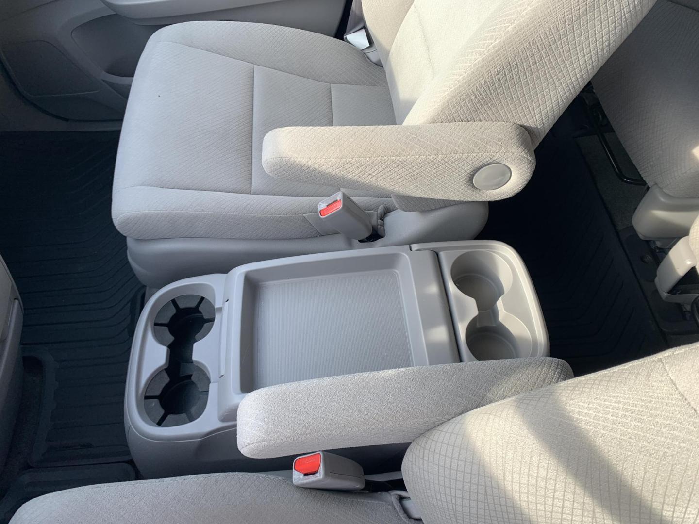 2016 GRAY /GRAY Honda Odyssey EX (5FNRL5H43GB) with an 3.5L V6 SOHC 24V engine, 6A transmission, located at 506 S. Kingshighway, Cape Girardeau, MO, 63703, (573) 235-5000, 37.294991, -89.553635 - One Owner! 2016 Honda Odyssey Air Conditioning Power Windows Power Locks Power Steering Tilt Wheel Keyless Entry Alarm Dual Front Airbags Side Airbags Head Airbags Rear Head Airbags All Wheel ABS We have financing available and we accept trades! Fill out a credit application on our web - Photo#24