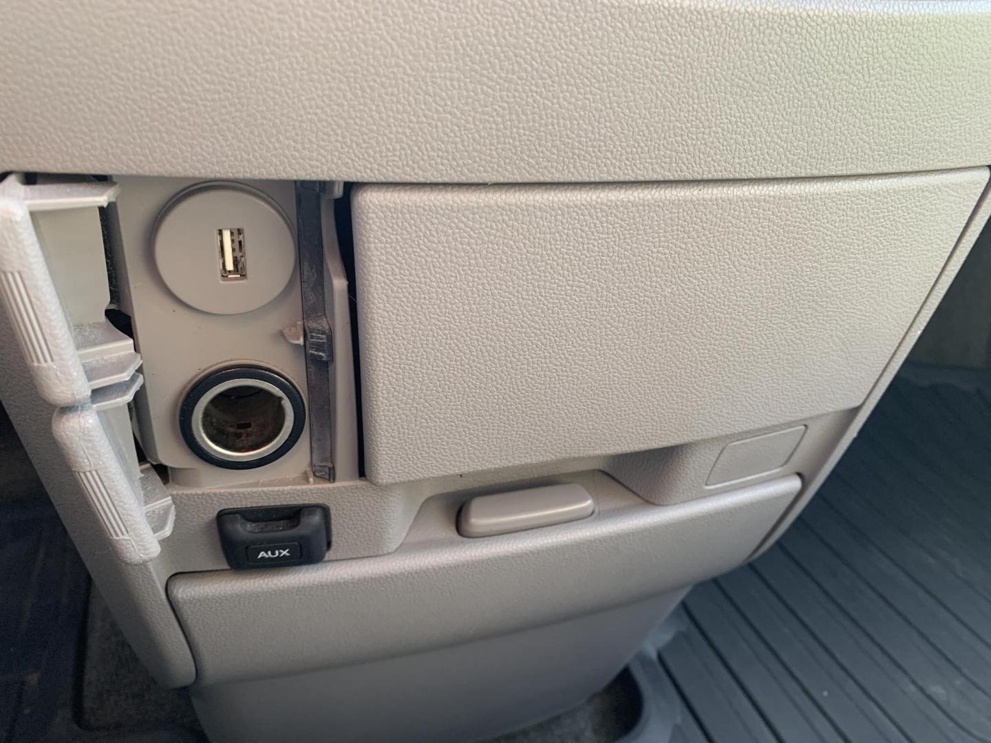 2016 GRAY /GRAY Honda Odyssey EX (5FNRL5H43GB) with an 3.5L V6 SOHC 24V engine, 6A transmission, located at 506 S. Kingshighway, Cape Girardeau, MO, 63703, (573) 235-5000, 37.294991, -89.553635 - One Owner! 2016 Honda Odyssey Air Conditioning Power Windows Power Locks Power Steering Tilt Wheel Keyless Entry Alarm Dual Front Airbags Side Airbags Head Airbags Rear Head Airbags All Wheel ABS We have financing available and we accept trades! Fill out a credit application on our web - Photo#32