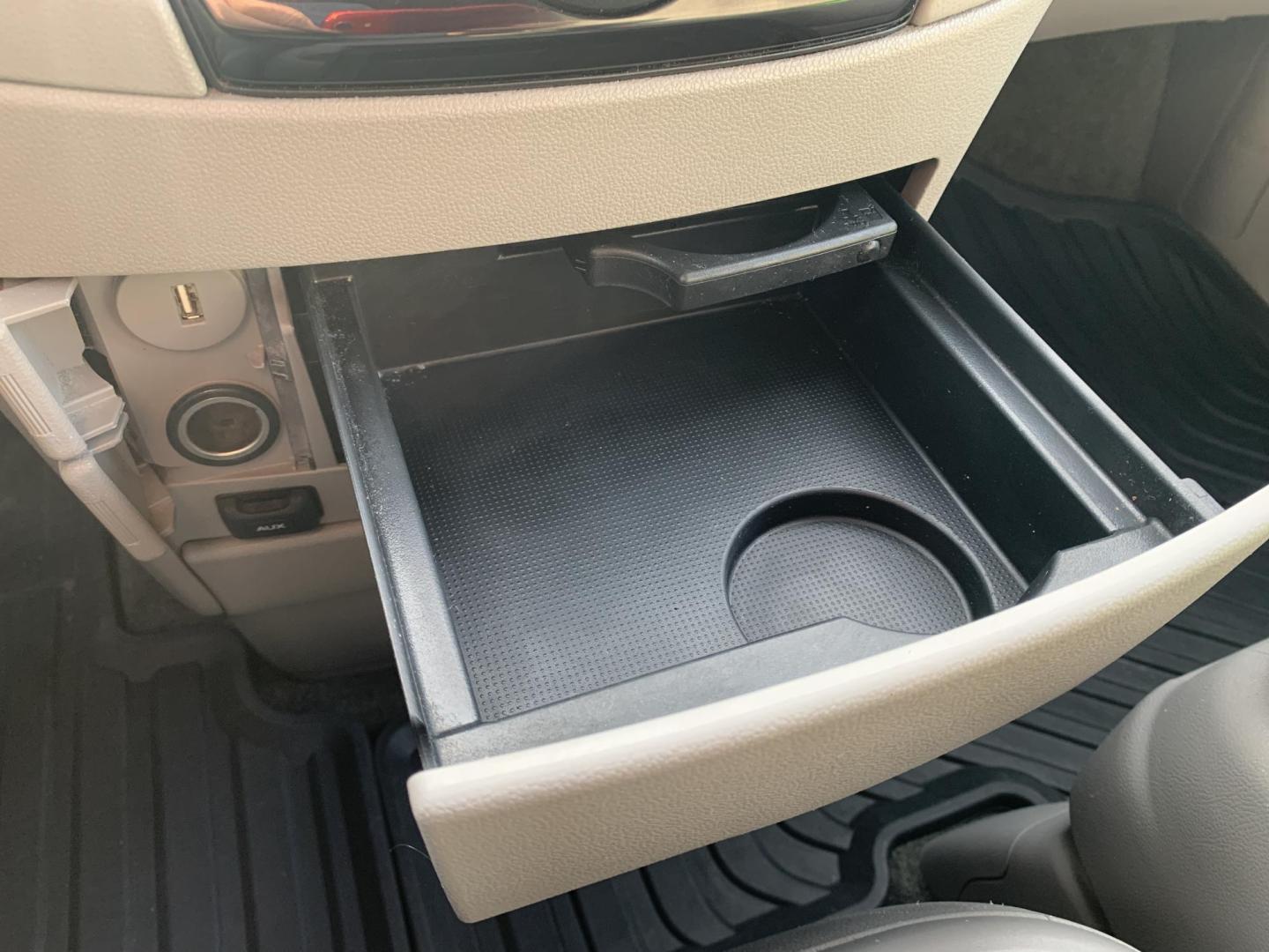 2016 GRAY /GRAY Honda Odyssey EX (5FNRL5H43GB) with an 3.5L V6 SOHC 24V engine, 6A transmission, located at 506 S. Kingshighway, Cape Girardeau, MO, 63703, (573) 235-5000, 37.294991, -89.553635 - One Owner! 2016 Honda Odyssey Air Conditioning Power Windows Power Locks Power Steering Tilt Wheel Keyless Entry Alarm Dual Front Airbags Side Airbags Head Airbags Rear Head Airbags All Wheel ABS We have financing available and we accept trades! Fill out a credit application on our web - Photo#33