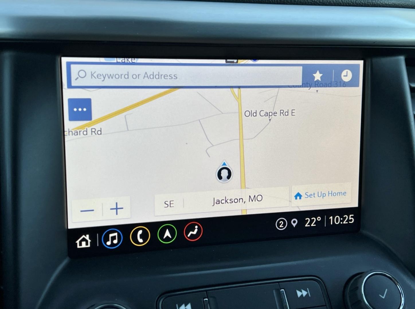 2022 RED /Black GMC Acadia SLT (1GKKNML44NZ) with an 2.0L 4 Cyl. TURBO engine, Automatic transmission, located at 2990 Old Orchard Rd., Jackson, MO, 63755, 37.354214, -89.612106 - 2022 GMC Acadia SLT 124xxx miles Front Wheel Drive 2.0L 4 Cyl. Automatic Leather 3rd Row Navigation Backup Camera Power/Heated Seats Heated Rear Seats Heated Steering Wheel Bluetooth Remote Start Cruise Power Windows/Locks/Mirrors We have financing available and we accept trades! Fil - Photo#2