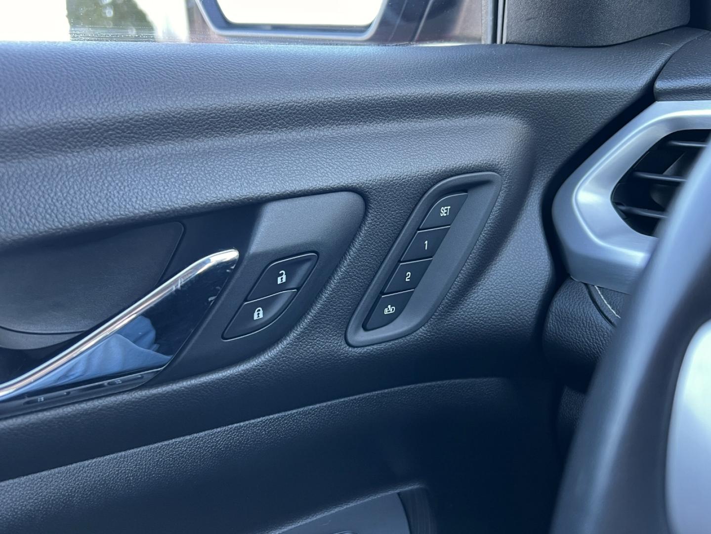 2022 RED /Black GMC Acadia SLT (1GKKNML44NZ) with an 2.0L 4 Cyl. TURBO engine, Automatic transmission, located at 2990 Old Orchard Rd., Jackson, MO, 63755, 37.354214, -89.612106 - 2022 GMC Acadia SLT 124xxx miles Front Wheel Drive 2.0L 4 Cyl. Automatic Leather 3rd Row Navigation Backup Camera Power/Heated Seats Heated Rear Seats Heated Steering Wheel Bluetooth Remote Start Cruise Power Windows/Locks/Mirrors We have financing available and we accept trades! Fil - Photo#33