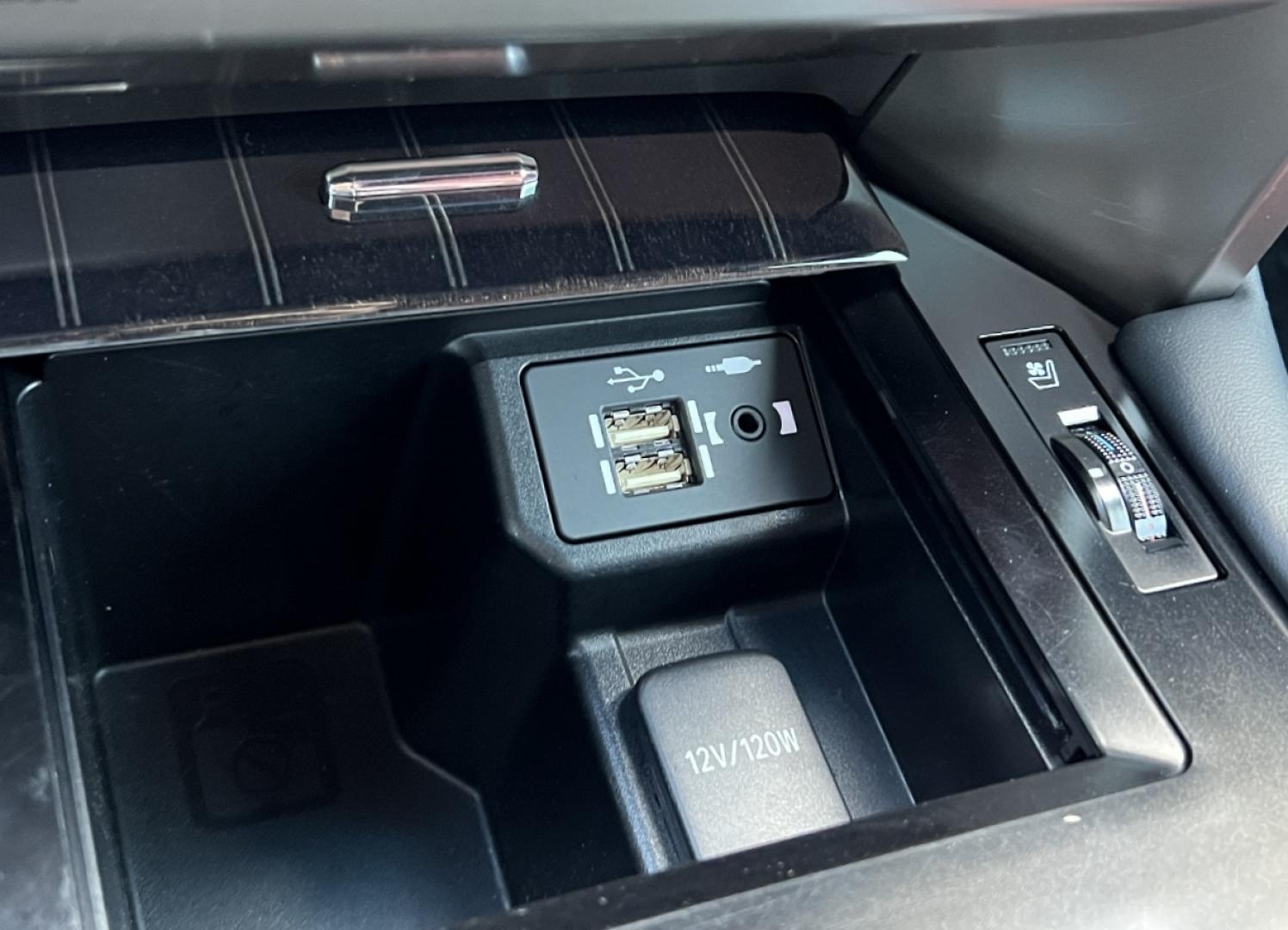 2020 GRAY /MAROON Lexus GX 460 Base (JTJAM7BX2L5) with an 4.6L V8 engine, Automatic transmission, located at 2990 Old Orchard Rd., Jackson, MO, 63755, 37.354214, -89.612106 - 2020 Lexus GX 460 59xxx miles All Wheel Drive 4.6L V8 Automatic Leather 3rd Row Navigation Backup Camera Power/Heated/Cooled Seats Heated Rear Seats Sunroof Bluetooth Cruise Power Windows/Locks/Mirrors We have financing available and we accept trades! Fill out a credit application on - Photo#33