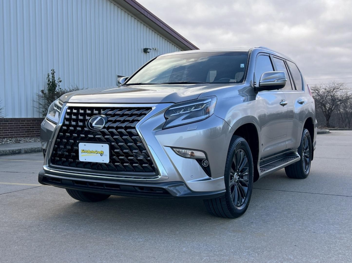 2020 GRAY /MAROON Lexus GX 460 Base (JTJAM7BX2L5) with an 4.6L V8 engine, Automatic transmission, located at 2990 Old Orchard Rd., Jackson, MO, 63755, 37.354214, -89.612106 - 2020 Lexus GX 460 59xxx miles All Wheel Drive 4.6L V8 Automatic Leather 3rd Row Navigation Backup Camera Power/Heated/Cooled Seats Heated Rear Seats Sunroof Bluetooth Cruise Power Windows/Locks/Mirrors We have financing available and we accept trades! Fill out a credit application on - Photo#9