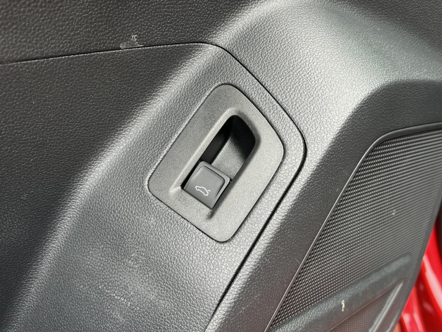 2021 RED /BLACK Volkswagen Atlas Cross Sport V6 SE w/Technology (1V2WE2CA0MC) with an 3.6L V6 engine, Automatic transmission, located at 2990 Old Orchard Rd., Jackson, MO, 63755, 37.354214, -89.612106 - 2021 Volkswagen Atlass Cross Sport SE 1-Owner 45xxx miles Front Wheel Drive 3.6L V6 Automatic Leather Backup Camera Power Driver Seat Heated Seats Bluetooth Cruise Power Windows/Locks/Mirrors We have financing available and we accept trades! Fill out a credit application on our website - Photo#30