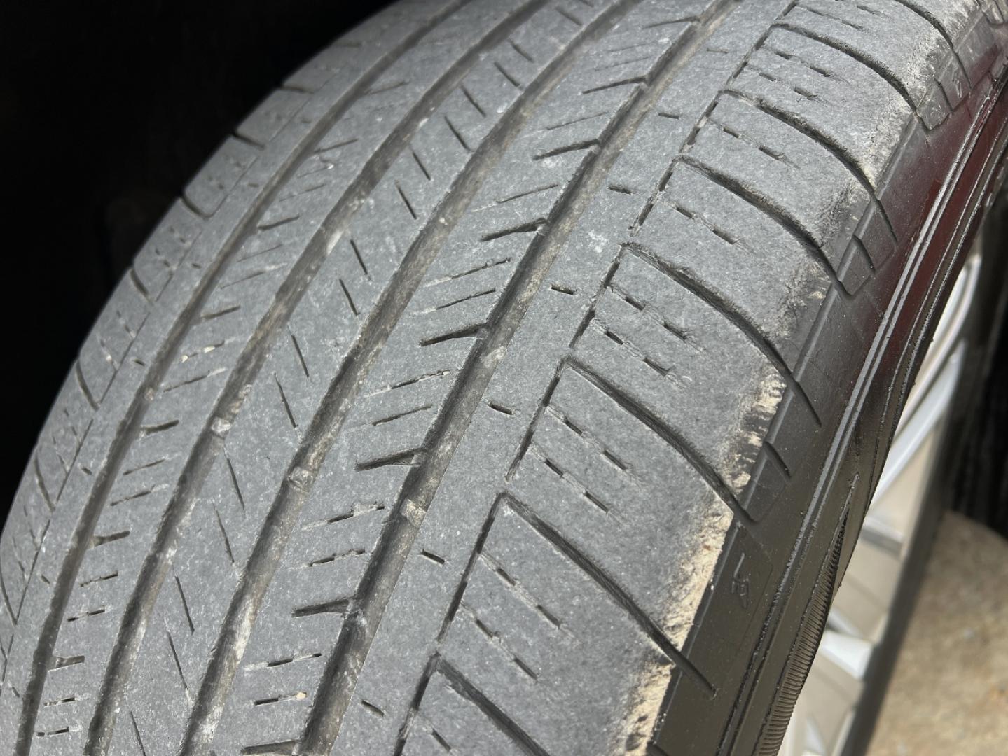 2021 RED /BLACK Volkswagen Atlas Cross Sport V6 SE w/Technology (1V2WE2CA0MC) with an 3.6L V6 engine, Automatic transmission, located at 2990 Old Orchard Rd., Jackson, MO, 63755, 37.354214, -89.612106 - 2021 Volkswagen Atlass Cross Sport SE 1-Owner 45xxx miles Front Wheel Drive 3.6L V6 Automatic Leather Backup Camera Power Driver Seat Heated Seats Bluetooth Cruise Power Windows/Locks/Mirrors We have financing available and we accept trades! Fill out a credit application on our website - Photo#36