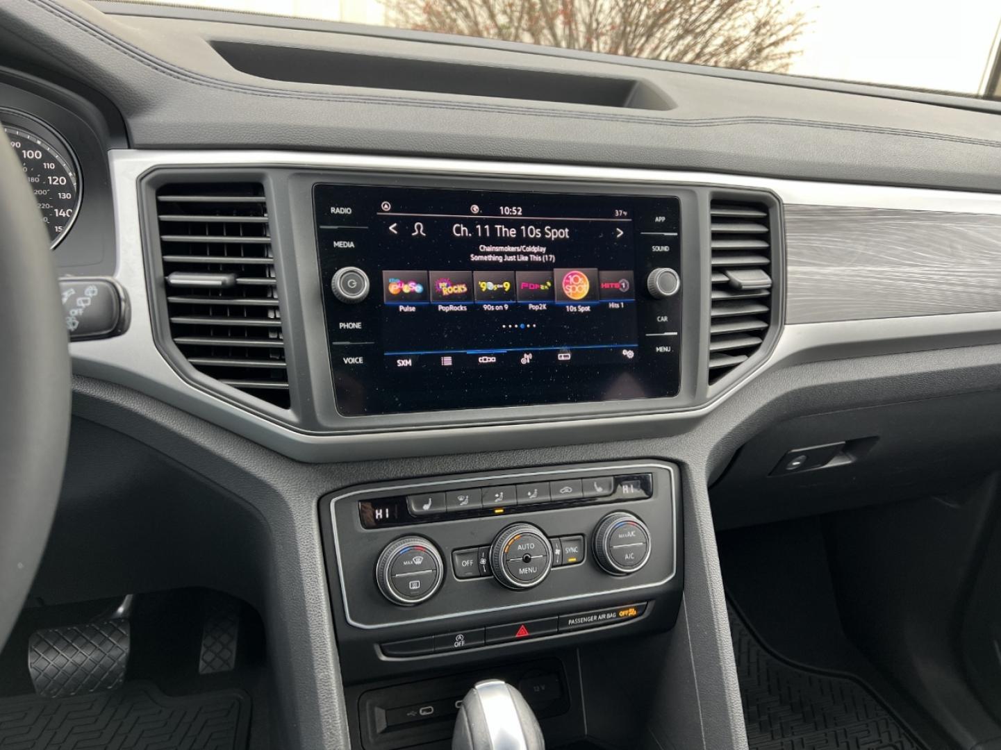 2021 RED /BLACK Volkswagen Atlas Cross Sport V6 SE w/Technology (1V2WE2CA0MC) with an 3.6L V6 engine, Automatic transmission, located at 2990 Old Orchard Rd., Jackson, MO, 63755, 37.354214, -89.612106 - 2021 Volkswagen Atlass Cross Sport SE 1-Owner 45xxx miles Front Wheel Drive 3.6L V6 Automatic Leather Backup Camera Power Driver Seat Heated Seats Bluetooth Cruise Power Windows/Locks/Mirrors We have financing available and we accept trades! Fill out a credit application on our website - Photo#25