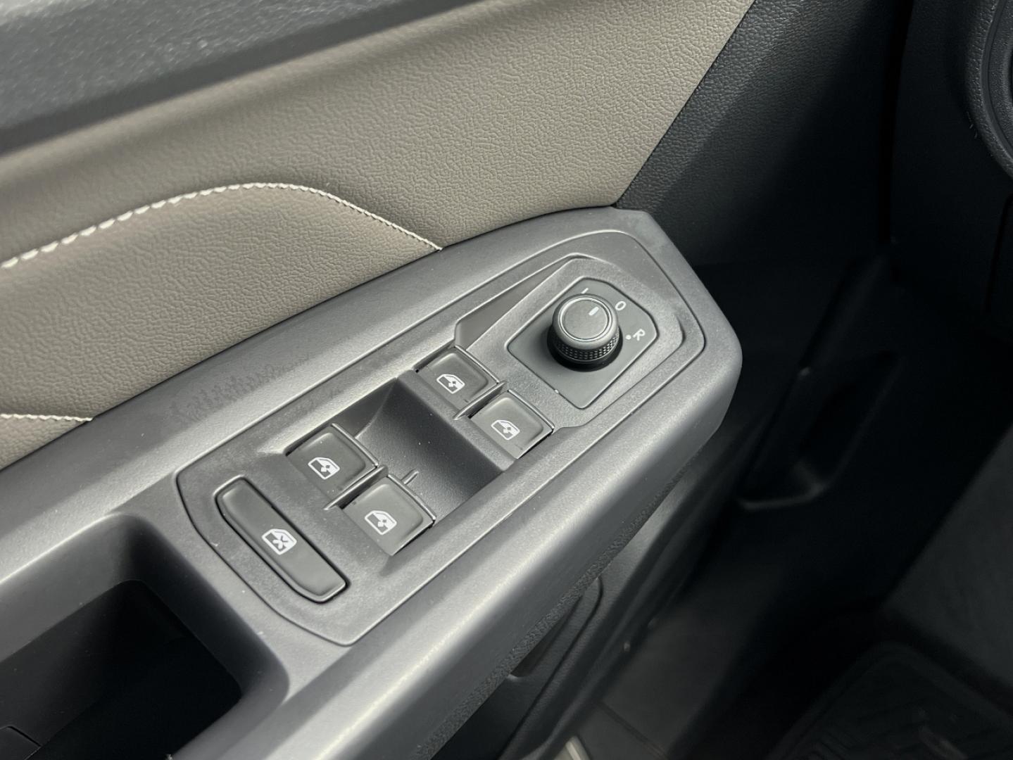 2021 RED /BLACK Volkswagen Atlas Cross Sport V6 SE w/Technology (1V2WE2CA0MC) with an 3.6L V6 engine, Automatic transmission, located at 2990 Old Orchard Rd., Jackson, MO, 63755, 37.354214, -89.612106 - 2021 Volkswagen Atlass Cross Sport SE 1-Owner 45xxx miles Front Wheel Drive 3.6L V6 Automatic Leather Backup Camera Power Driver Seat Heated Seats Bluetooth Cruise Power Windows/Locks/Mirrors We have financing available and we accept trades! Fill out a credit application on our website - Photo#28