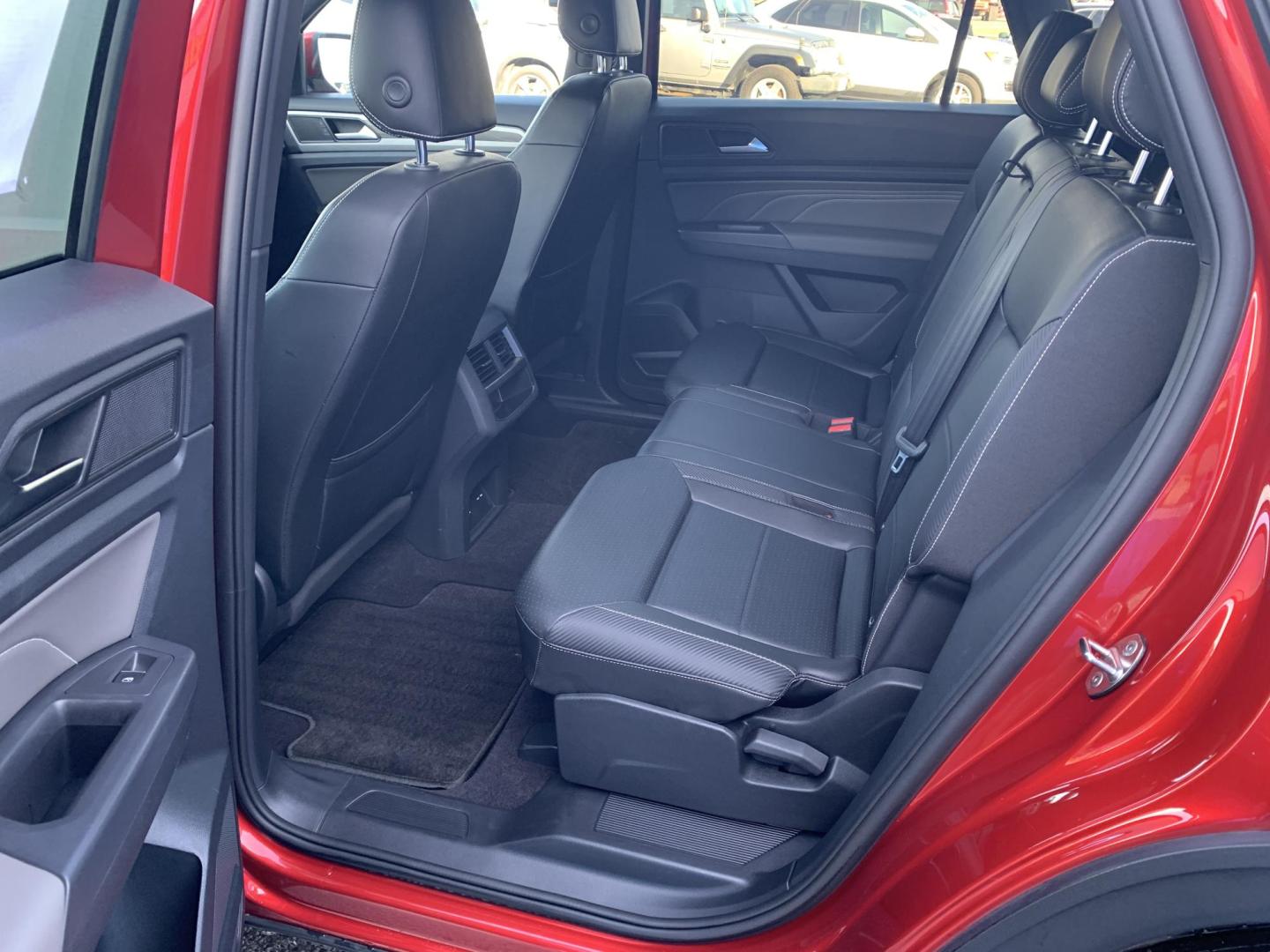 2021 RED /BLACK Volkswagen Atlas Cross Sport V6 SE w/Technology (1V2WE2CA0MC) with an 3.6L V6 engine, Automatic transmission, located at 506 S. Kingshighway, Cape Girardeau, MO, 63703, (573) 235-5000, 37.294991, -89.553635 - 2021 Volkswagen Atlass Cross Sport SE 1-Owner 45xxx miles Front Wheel Drive 3.6L V6 Automatic Leather Backup Camera Power Driver Seat Heated Seats Bluetooth Cruise Power Windows/Locks/Mirrors We have financing available and we accept trades! Fill out a credit application on our websit - Photo#15