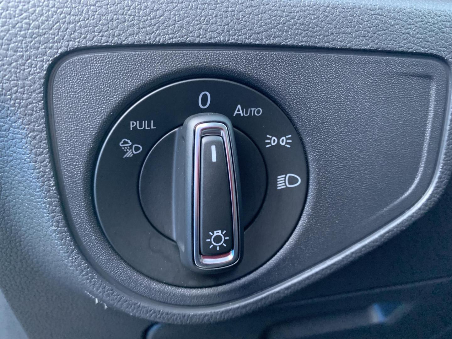 2021 RED /BLACK Volkswagen Atlas Cross Sport V6 SE w/Technology (1V2WE2CA0MC) with an 3.6L V6 engine, Automatic transmission, located at 506 S. Kingshighway, Cape Girardeau, MO, 63703, (573) 235-5000, 37.294991, -89.553635 - 2021 Volkswagen Atlass Cross Sport SE 1-Owner 45xxx miles Front Wheel Drive 3.6L V6 Automatic Leather Backup Camera Power Driver Seat Heated Seats Bluetooth Cruise Power Windows/Locks/Mirrors We have financing available and we accept trades! Fill out a credit application on our websit - Photo#21