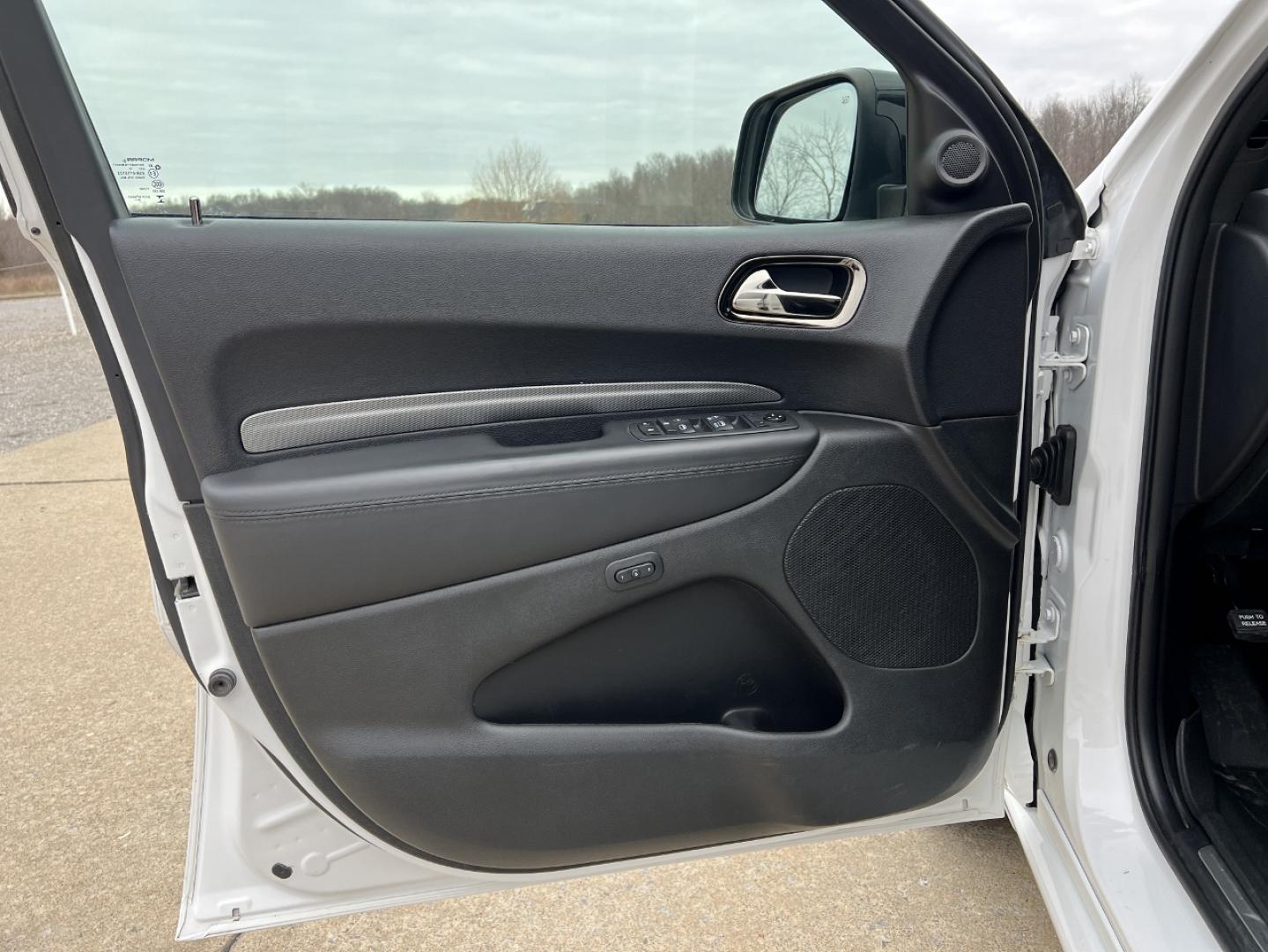 2020 WHITE /BLACK Dodge Durango R/T AWD (1C4SDJCT7LC) with an 5.7L V8 engine, Automatic transmission, located at 2990 Old Orchard Rd., Jackson, MO, 63755, 37.354214, -89.612106 - 2020 Dodge Durango R/T 109xxx miles All Wheel Drive 5.7L V8 Automatic Leather/Suede 3rd Row Navigation Backup Camera Power/Heated Seats Heated Rear Seats Heated Steering Wheel Sunroof Bluetooth Remote Start Cruise Power Windows/Locks/Mirrors We have financing available and we accept - Photo#17