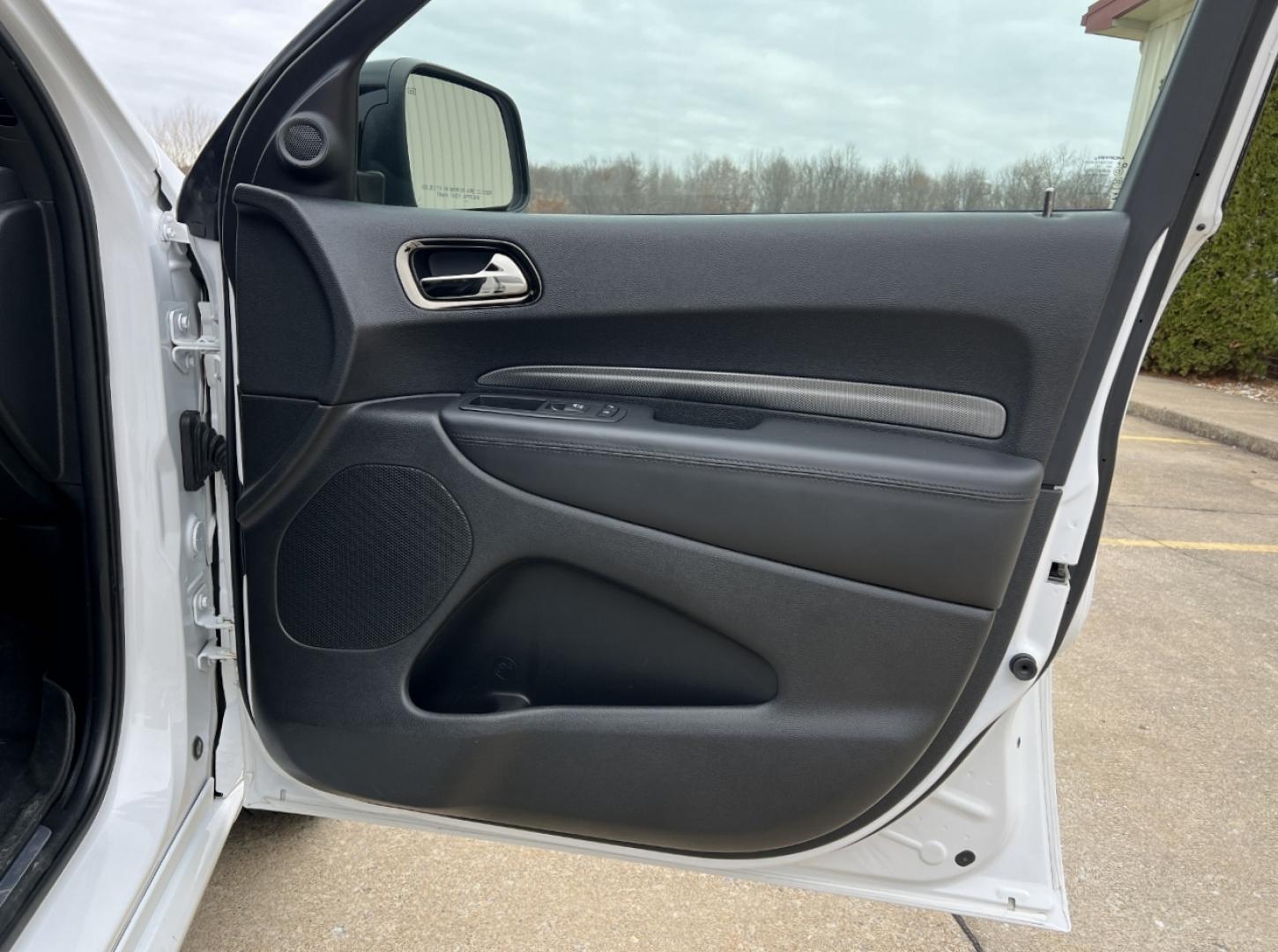 2020 WHITE /BLACK Dodge Durango R/T AWD (1C4SDJCT7LC) with an 5.7L V8 engine, Automatic transmission, located at 2990 Old Orchard Rd., Jackson, MO, 63755, 37.354214, -89.612106 - 2020 Dodge Durango R/T 109xxx miles All Wheel Drive 5.7L V8 Automatic Leather/Suede 3rd Row Navigation Backup Camera Power/Heated Seats Heated Rear Seats Heated Steering Wheel Sunroof Bluetooth Remote Start Cruise Power Windows/Locks/Mirrors We have financing available and we accept - Photo#19