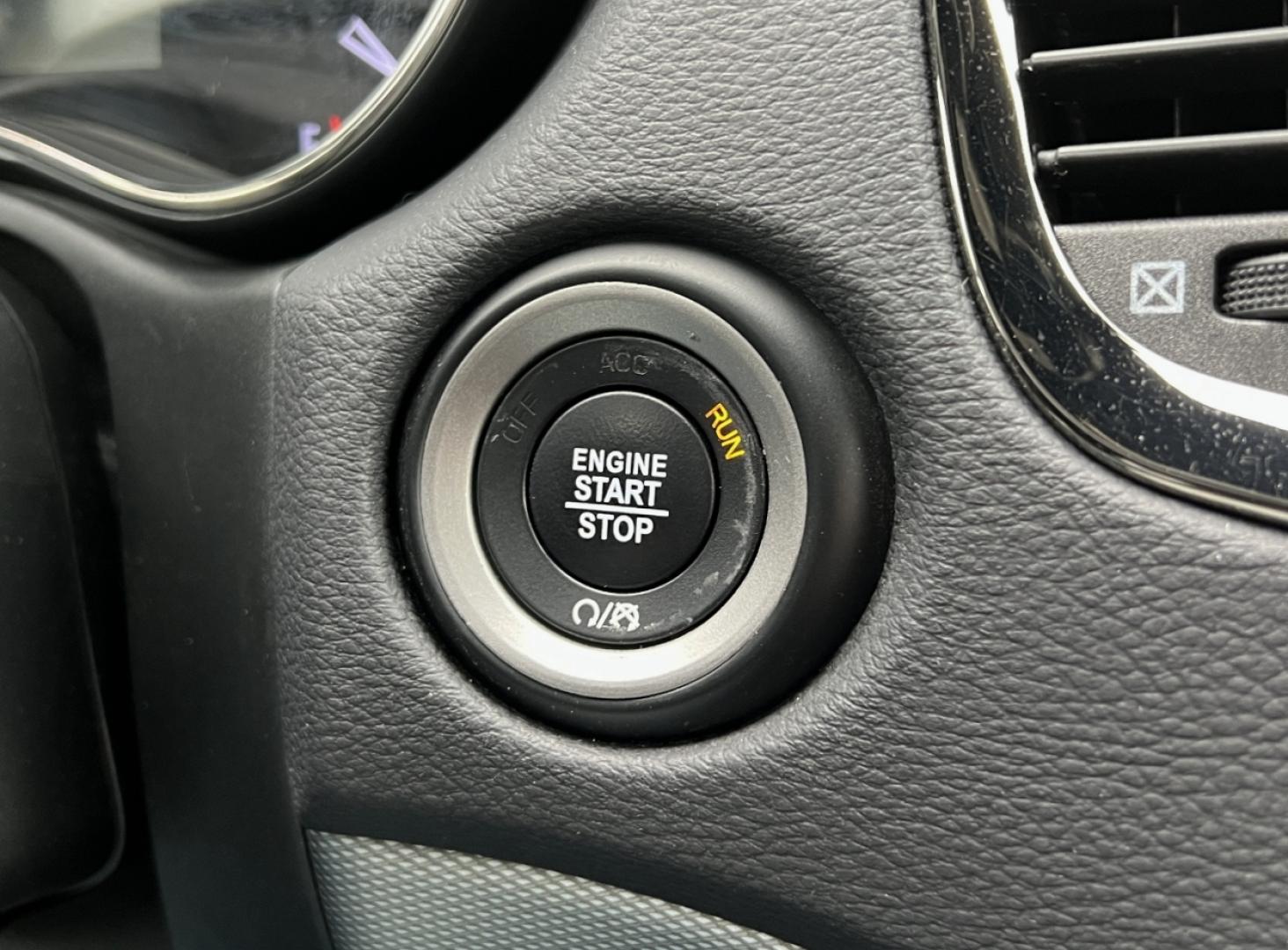 2020 WHITE /BLACK Dodge Durango R/T AWD (1C4SDJCT7LC) with an 5.7L V8 engine, Automatic transmission, located at 2990 Old Orchard Rd., Jackson, MO, 63755, 37.354214, -89.612106 - 2020 Dodge Durango R/T 109xxx miles All Wheel Drive 5.7L V8 Automatic Leather/Suede 3rd Row Navigation Backup Camera Power/Heated Seats Heated Rear Seats Heated Steering Wheel Sunroof Bluetooth Remote Start Cruise Power Windows/Locks/Mirrors We have financing available and we accept - Photo#29