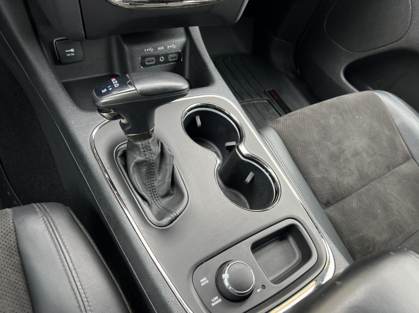 2020 WHITE /BLACK Dodge Durango R/T AWD (1C4SDJCT7LC) with an 5.7L V8 engine, Automatic transmission, located at 2990 Old Orchard Rd., Jackson, MO, 63755, 37.354214, -89.612106 - 2020 Dodge Durango R/T 109xxx miles All Wheel Drive 5.7L V8 Automatic Leather/Suede 3rd Row Navigation Backup Camera Power/Heated Seats Heated Rear Seats Heated Steering Wheel Sunroof Bluetooth Remote Start Cruise Power Windows/Locks/Mirrors We have financing available and we accept - Photo#30