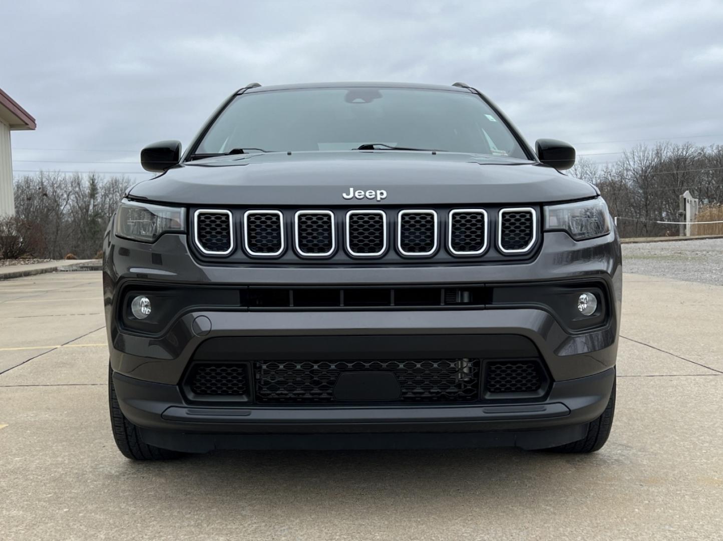 2023 GRAY /BLACK Jeep Compass Latitude (3C4NJDBN8PT) with an 2.0L 4 Cyl. TURBO engine, Automatic transmission, located at 2990 Old Orchard Rd., Jackson, MO, 63755, 37.354214, -89.612106 - 2023 Jeep Compass Latitude 1-Owner 18xxx miles 4 Wheel Drive 2.0L 4 Cyl. Automatic Backup Camera Bluetooth Cruise Power Windows/Locks/Mirrors We have financing available and we accept trades! Fill out a credit application on our website or come by today! If you have any questions, give us - Photo#10