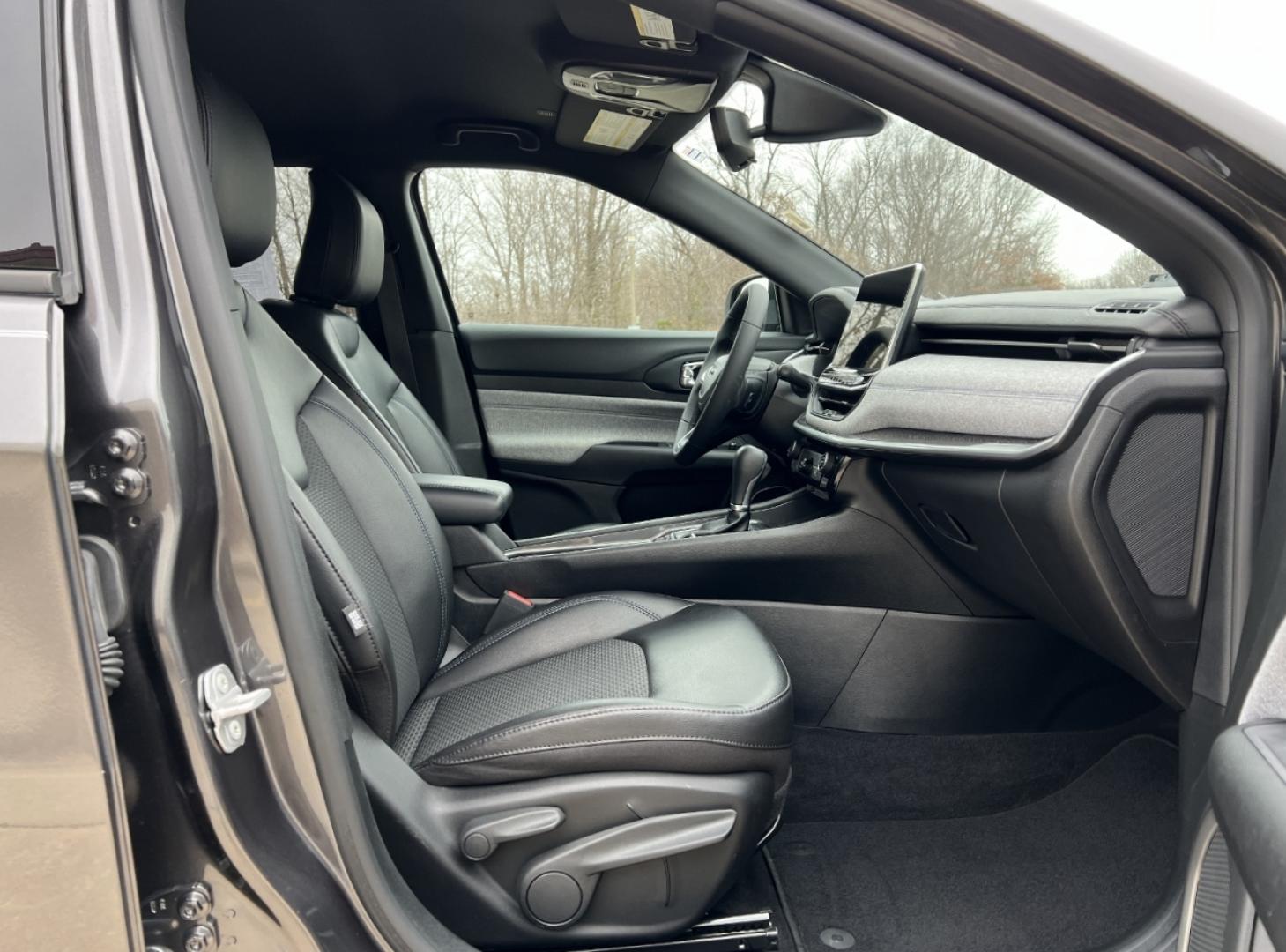 2023 GRAY /BLACK Jeep Compass Latitude (3C4NJDBN8PT) with an 2.0L 4 Cyl. TURBO engine, Automatic transmission, located at 2990 Old Orchard Rd., Jackson, MO, 63755, 37.354214, -89.612106 - 2023 Jeep Compass Latitude 1-Owner 18xxx miles 4 Wheel Drive 2.0L 4 Cyl. Automatic Backup Camera Bluetooth Cruise Power Windows/Locks/Mirrors We have financing available and we accept trades! Fill out a credit application on our website or come by today! If you have any questions, give us - Photo#14