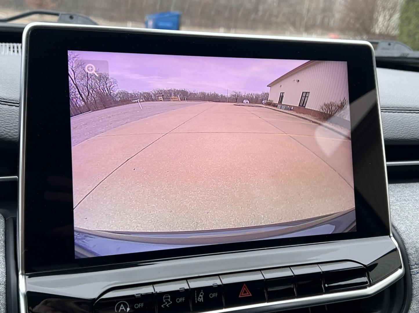 2023 GRAY /BLACK Jeep Compass Latitude (3C4NJDBN8PT) with an 2.0L 4 Cyl. TURBO engine, Automatic transmission, located at 2990 Old Orchard Rd., Jackson, MO, 63755, 37.354214, -89.612106 - 2023 Jeep Compass Latitude 1-Owner 18xxx miles 4 Wheel Drive 2.0L 4 Cyl. Automatic Backup Camera Bluetooth Cruise Power Windows/Locks/Mirrors We have financing available and we accept trades! Fill out a credit application on our website or come by today! If you have any questions, give us - Photo#3