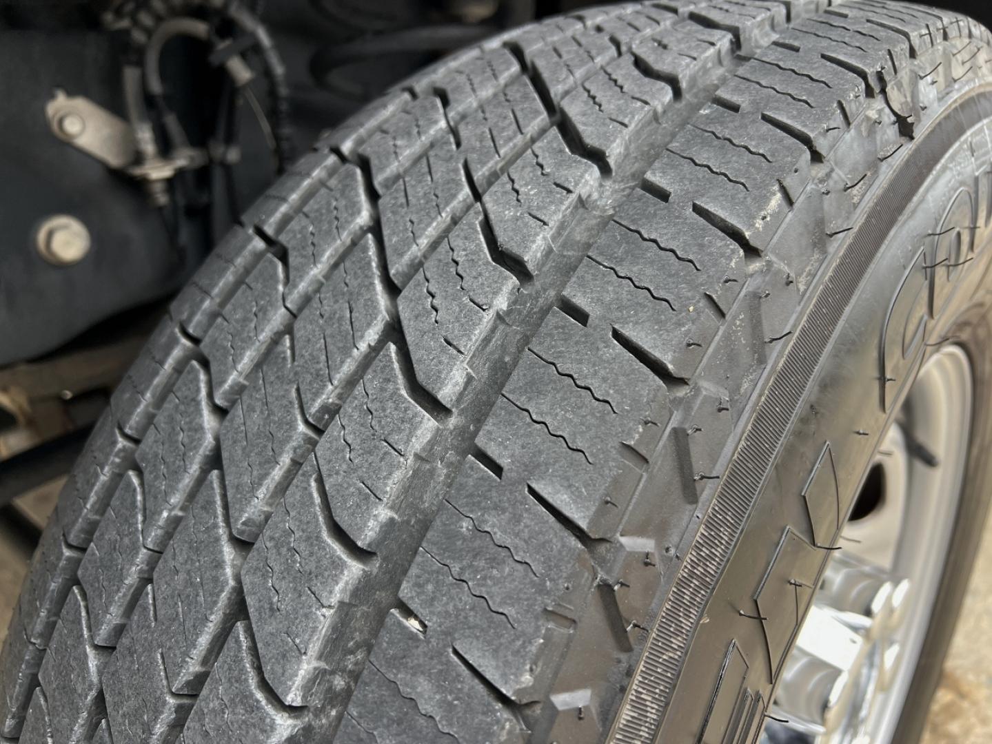 2020 WHITE /GRAY Ford F-250 SD XL Crew Cab 4WD (1FT7W2B60LE) with an 6.2L V8 engine, Automatic transmission, located at 2990 Old Orchard Rd., Jackson, MO, 63755, 37.354214, -89.612106 - 2020 Ford F-250 XL 1-Owner 135xxx miles 4x4 6.2L V8 Automatic Backup Camera Cruise Power Windows/Locks/Mirrors We have financing available and we accept trades! Fill out a credit application on our website or come by today! If you have any questions, give us a call at (573) 204-7777 or vis - Photo#30