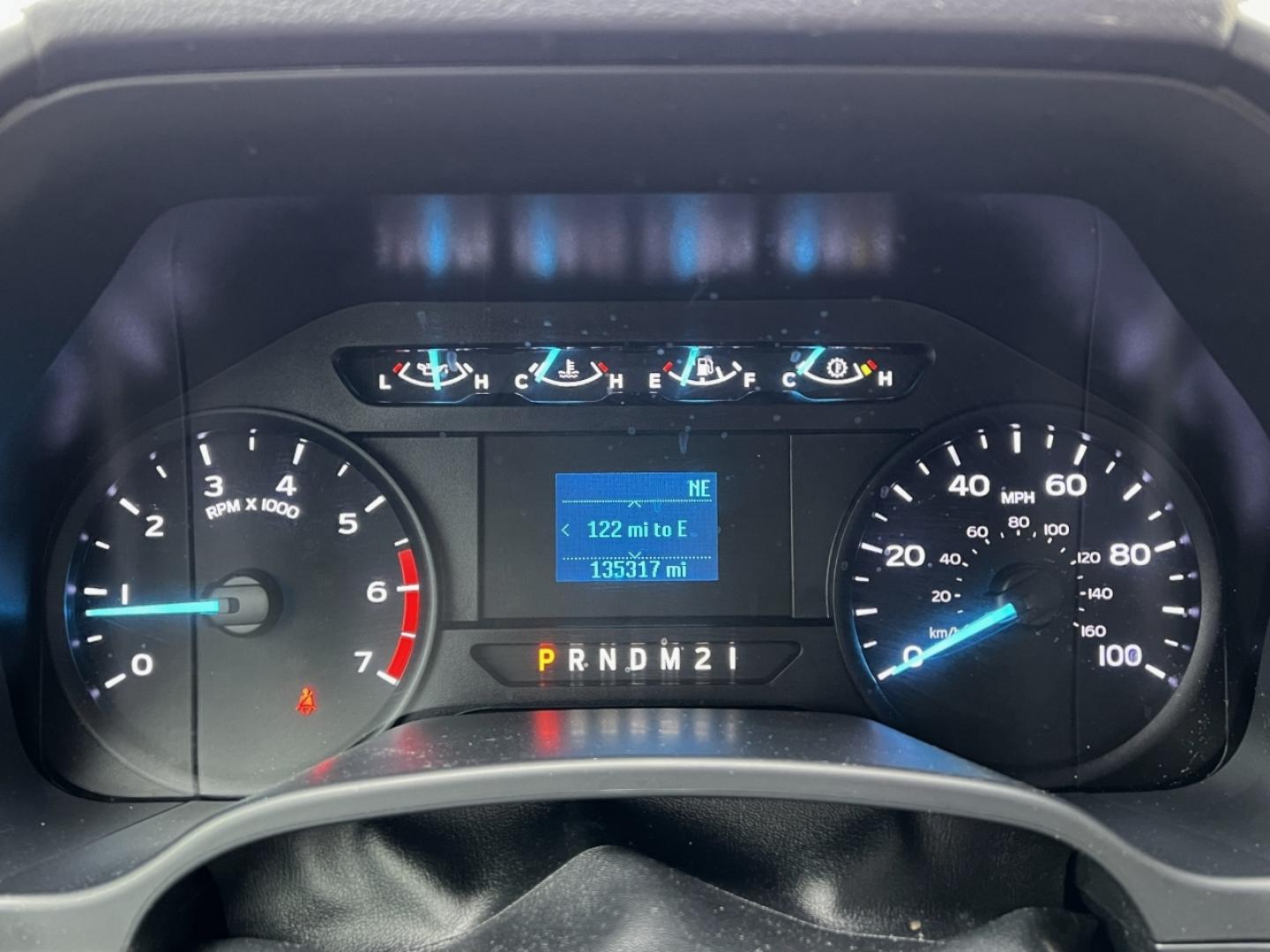 2020 WHITE /GRAY Ford F-250 SD XL Crew Cab 4WD (1FT7W2B60LE) with an 6.2L V8 engine, Automatic transmission, located at 2990 Old Orchard Rd., Jackson, MO, 63755, 37.354214, -89.612106 - 2020 Ford F-250 XL 1-Owner 135xxx miles 4x4 6.2L V8 Automatic Backup Camera Cruise Power Windows/Locks/Mirrors We have financing available and we accept trades! Fill out a credit application on our website or come by today! If you have any questions, give us a call at (573) 204-7777 or vis - Photo#1