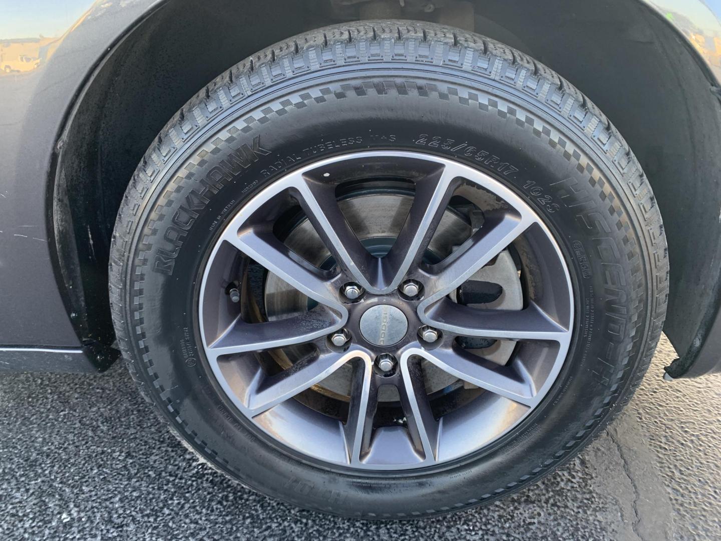 2016 GRAY /GRAY Dodge Grand Caravan SXT (2C4RDGCG0GR) with an 3.6L V6 DOHC 24V engine, 6A transmission, located at 506 S. Kingshighway, Cape Girardeau, MO, 63703, (573) 235-5000, 37.294991, -89.553635 - 2016 Dodge Grand Caravan Air Conditioning Power Windows Power Locks Power Steering Tilt Wheel AM/FM CD Satellite Keyless Entry Alarm Dual Front Airbags Side Airbags Head Airbags Rear Head Airbags All Wheel ABS We have financing available and we accept trades! Fill out a credit applica - Photo#32