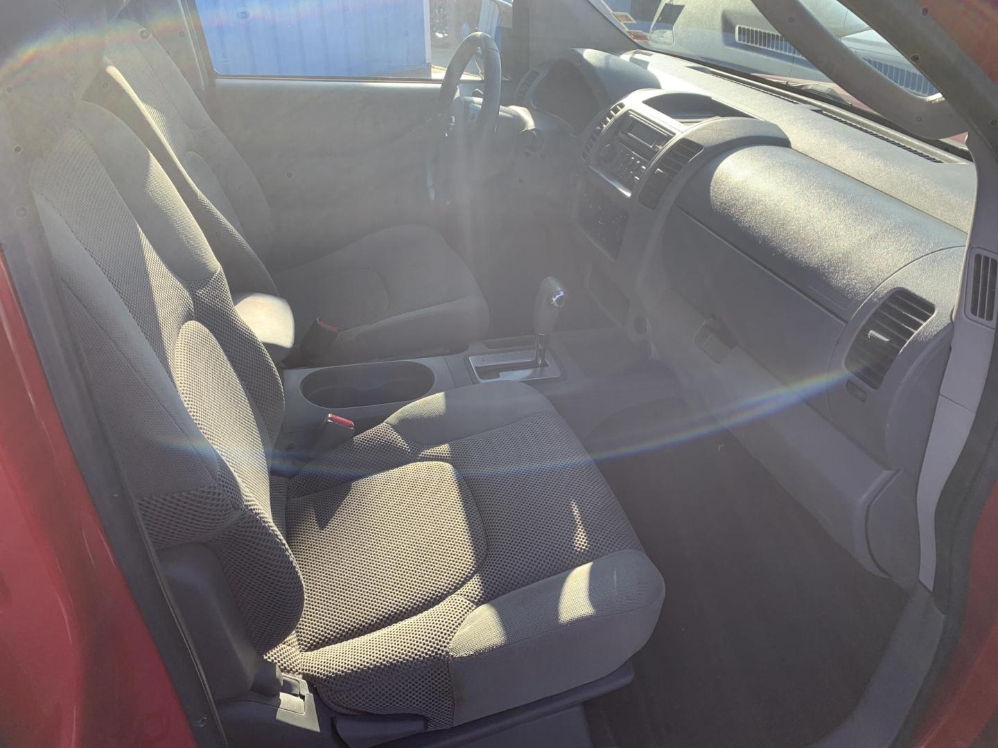 2007 RED /GRAY Nissan Frontier LE Crew Cab 2WD (1N6AD07U37C) with an 4.0L V6 DOHC 24V engine, 5-Speed Automatic Overdrive transmission, located at 506 S. Kingshighway, Cape Girardeau, MO, 63703, (573) 235-5000, 37.294991, -89.553635 - 2007 Nissan Frontier LE Air Conditioning Power Steering Tilt Whee Dual Air Bags Front and Sides Crew Cab Regular Bed All Wheel ABS We have financing available and we accept trades! Fill out a credit application on our website or come by today! If you have any questions, give us a call at - Photo#11