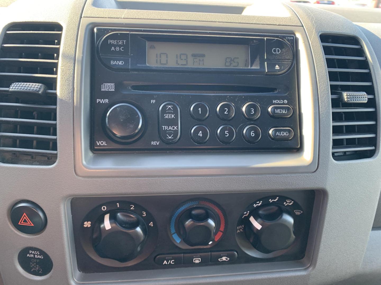 2007 RED /GRAY Nissan Frontier LE Crew Cab 2WD (1N6AD07U37C) with an 4.0L V6 DOHC 24V engine, 5-Speed Automatic Overdrive transmission, located at 506 S. Kingshighway, Cape Girardeau, MO, 63703, (573) 235-5000, 37.294991, -89.553635 - 2007 Nissan Frontier LE Air Conditioning Power Steering Tilt Whee Dual Air Bags Front and Sides Crew Cab Regular Bed All Wheel ABS We have financing available and we accept trades! Fill out a credit application on our website or come by today! If you have any questions, give us a call at - Photo#22