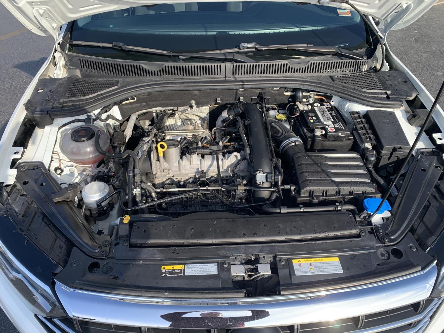 2021 WHITE /BLACK Volkswagen Jetta 1.4T S (3VWC57BU9MM) with an 1.4L L4 DOHC 20V engine, Automatic transmission, located at 506 S. Kingshighway, Cape Girardeau, MO, 63703, (573) 235-5000, 37.294991, -89.553635 - 2021 Volkswagen Jetta S 85,XXX mi 1.4L 4Cyl Automatic Front Wheel Drive Power Windows/Locks/Mirrors Backup Camera We have financing available and we accept trades! Fill out a credit application on our website or come by today! If you have any questions, give us a call at (573) 235-5000 or - Photo#9