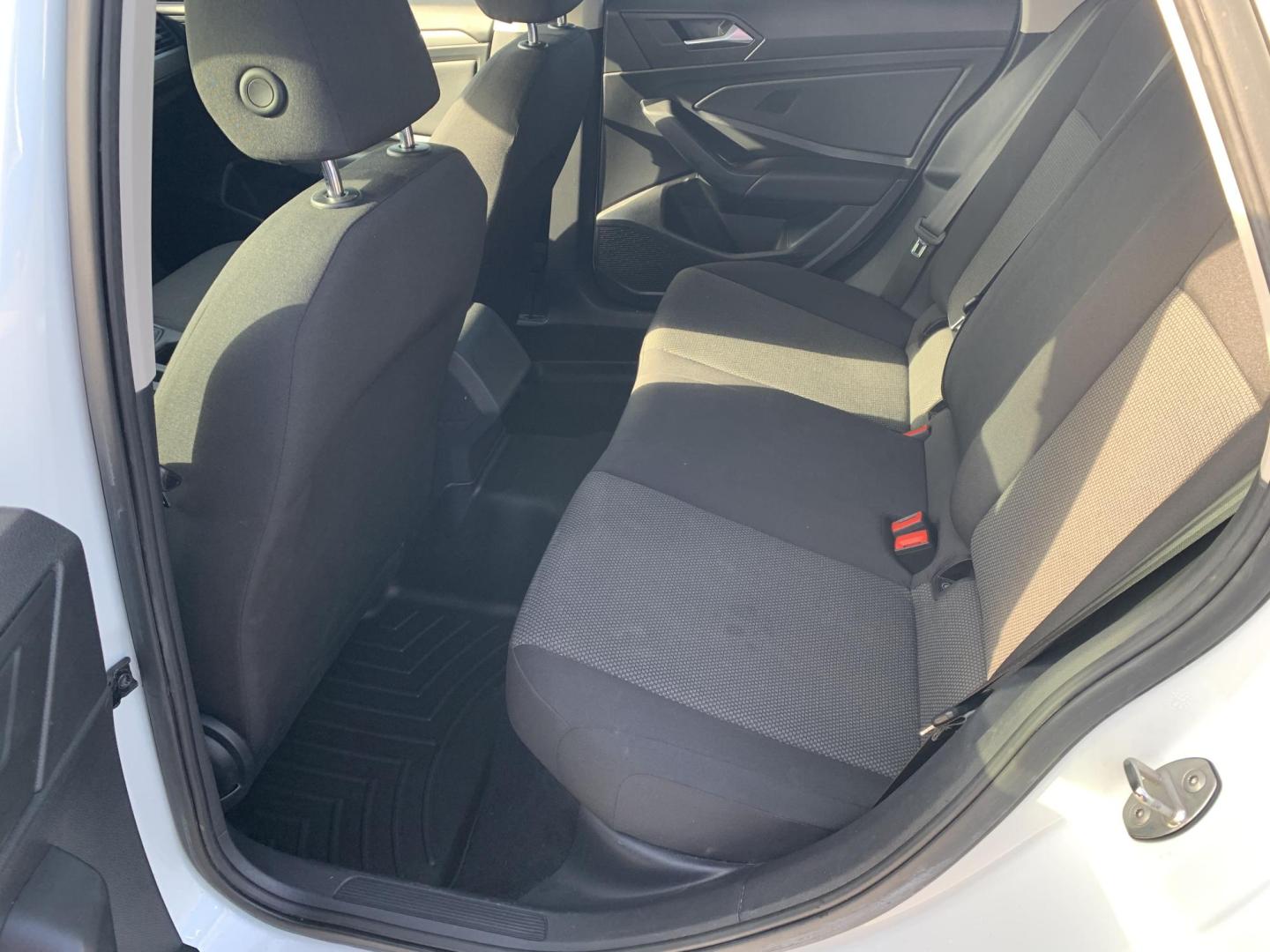 2021 WHITE /BLACK Volkswagen Jetta 1.4T S (3VWC57BU9MM) with an 1.4L L4 DOHC 20V engine, Automatic transmission, located at 506 S. Kingshighway, Cape Girardeau, MO, 63703, (573) 235-5000, 37.294991, -89.553635 - 2021 Volkswagen Jetta S 85,XXX mi 1.4L 4Cyl Automatic Front Wheel Drive Power Windows/Locks/Mirrors Backup Camera We have financing available and we accept trades! Fill out a credit application on our website or come by today! If you have any questions, give us a call at (573) 235-5000 or - Photo#15