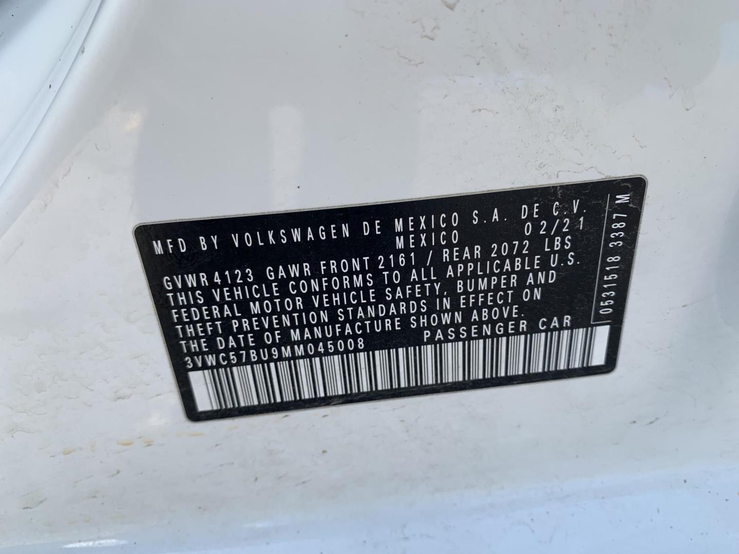 2021 WHITE /BLACK Volkswagen Jetta 1.4T S (3VWC57BU9MM) with an 1.4L L4 DOHC 20V engine, Automatic transmission, located at 506 S. Kingshighway, Cape Girardeau, MO, 63703, (573) 235-5000, 37.294991, -89.553635 - 2021 Volkswagen Jetta S 85,XXX mi 1.4L 4Cyl Automatic Front Wheel Drive Power Windows/Locks/Mirrors Backup Camera We have financing available and we accept trades! Fill out a credit application on our website or come by today! If you have any questions, give us a call at (573) 235-5000 or - Photo#20