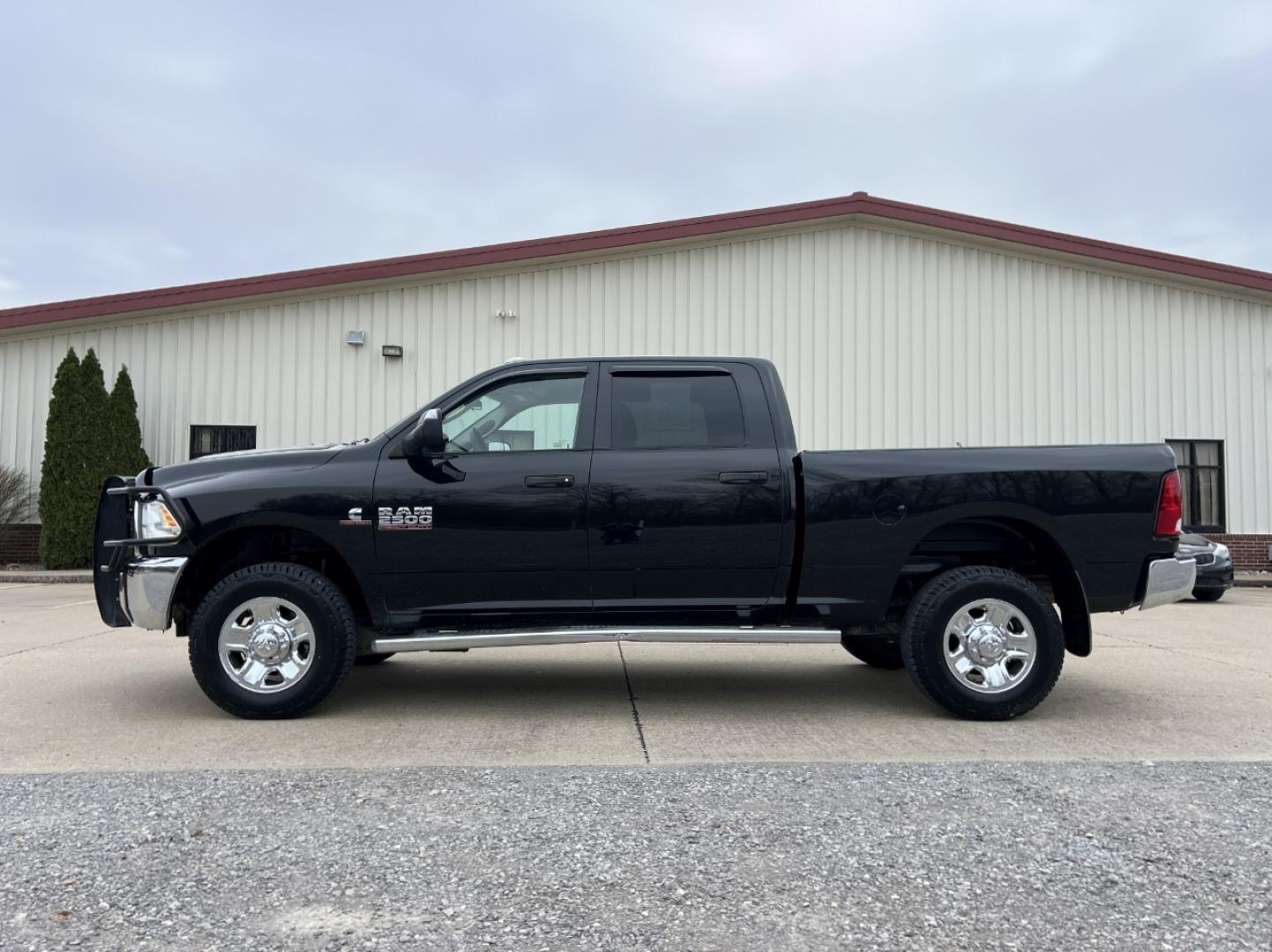 2018 BLACK /Gray RAM 2500 Tradesman Crew Cab SWB 4WD (3C6UR5CL7JG) with an 6.7L I6 TURBO DIESEL engine, 6A transmission, located at 2990 Old Orchard Rd., Jackson, MO, 63755, 37.354214, -89.612106 - 2018 Ram 2500 Tradesman 137xxx miles 4x4 6.7L I6 Turbo Diesel Automatic New Tires Backup Camera Bluetooth Remote Start Crusie Power Windows/Locks/Mirrors We have financing available and we accept trades! Fill out a credit application on our website or come by today! If you have any quest - Photo#6