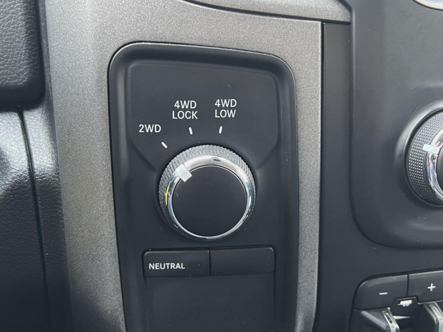 2018 BLACK /Gray RAM 2500 Tradesman Crew Cab SWB 4WD (3C6UR5CL7JG) with an 6.7L I6 TURBO DIESEL engine, 6A transmission, located at 2990 Old Orchard Rd., Jackson, MO, 63755, 37.354214, -89.612106 - 2018 Ram 2500 Tradesman 137xxx miles 4x4 6.7L I6 Turbo Diesel Automatic New Tires Backup Camera Bluetooth Remote Start Crusie Power Windows/Locks/Mirrors We have financing available and we accept trades! Fill out a credit application on our website or come by today! If you have any quest - Photo#2