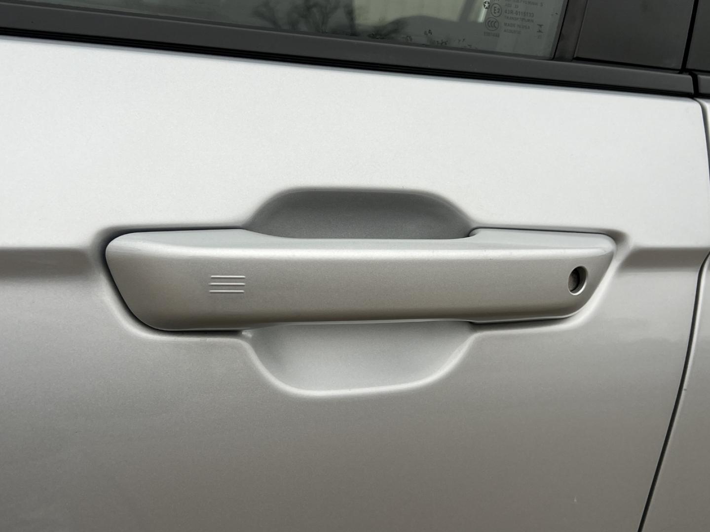 2023 SILVER /Black Jeep Grand Cherokee L Laredo 4WD (1C4RJKAG9P8) with an 3.6L V6 engine, Automatic transmission, located at 2990 Old Orchard Rd., Jackson, MO, 63755, 37.354214, -89.612106 - 2023 Jeep Grand Cherokee L Laredo 1-Owner 71xxx miles 4x4 3.6L V6 Automatic 3rd Row Backup Camera Power Driver Seat Bluetooth Cruise Power Windows/Locks/Mirrors We have financing available and we accept trades! Fill out a credit application on our website or come by today! If you have a - Photo#31