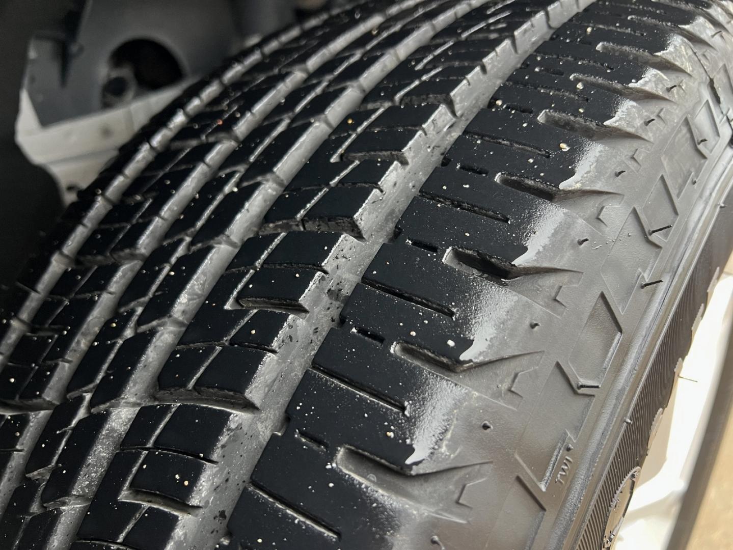 2023 SILVER /Black Jeep Grand Cherokee L Laredo 4WD (1C4RJKAG9P8) with an 3.6L V6 engine, Automatic transmission, located at 2990 Old Orchard Rd., Jackson, MO, 63755, 37.354214, -89.612106 - 2023 Jeep Grand Cherokee L Laredo 1-Owner 71xxx miles 4x4 3.6L V6 Automatic 3rd Row Backup Camera Power Driver Seat Bluetooth Cruise Power Windows/Locks/Mirrors We have financing available and we accept trades! Fill out a credit application on our website or come by today! If you have a - Photo#39