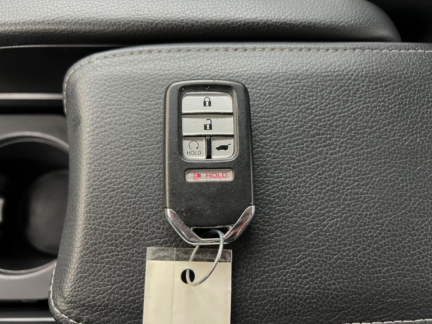 2021 WHITE /Black Honda Civic Sport Touring CVT (SHHFK7H97MU) with an 2.0L 4 Cyl. TURBO engine, CVT transmission, located at 2990 Old Orchard Rd., Jackson, MO, 63755, 37.354214, -89.612106 - 2021 Honda Civic Sport Touring 1-Owner 147xxx miles Front Wheel Drive 1.5L 4 Cyl. Automatic Leather Navigation Backup Camera Power/Heated Seats Heated Rear Seats Sunroof Bluetooth Remote Start Cruise Power Windows/Locks/Mirrors We have financing available and we accept trades! Fill o - Photo#8